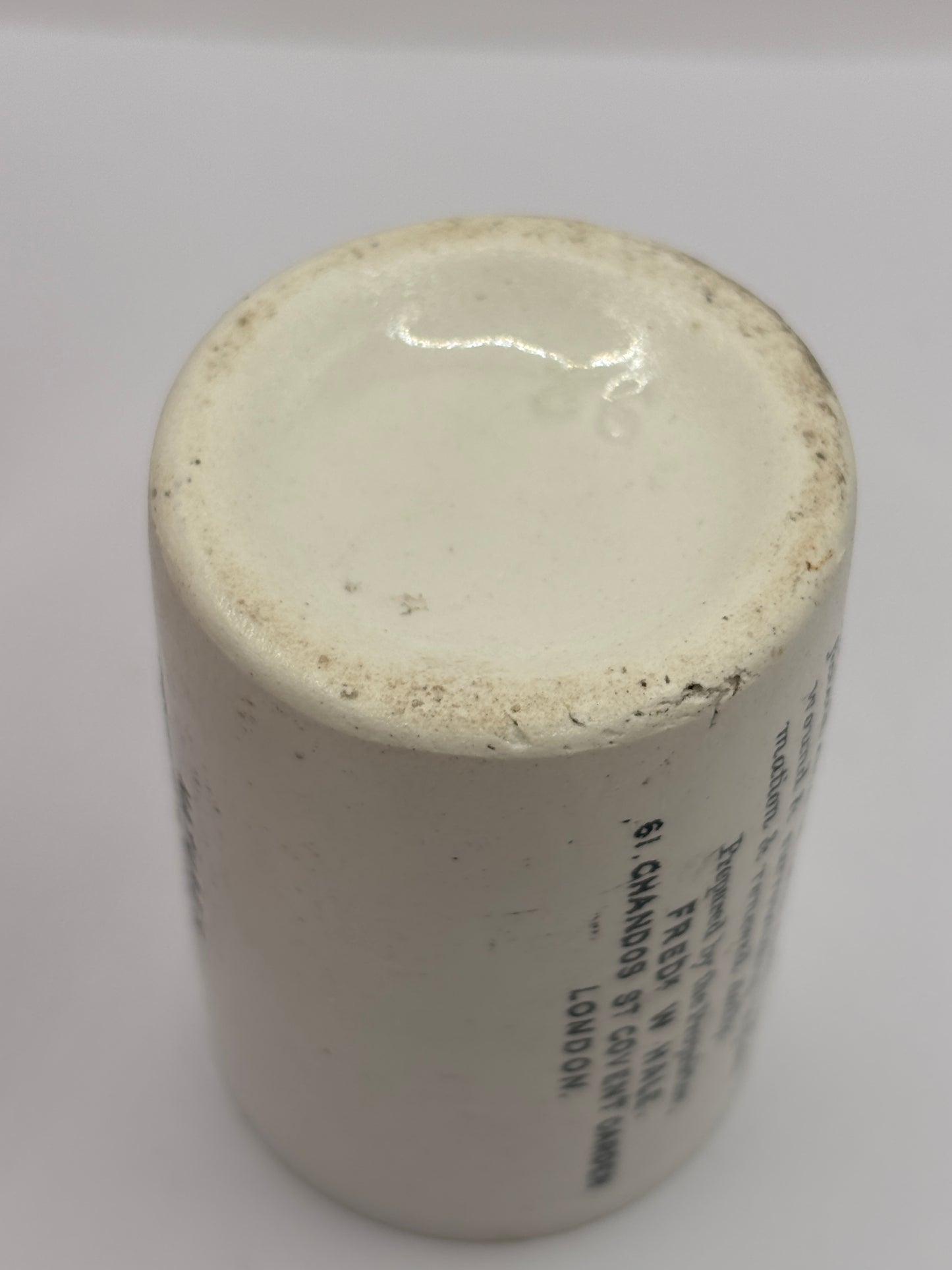 Old advertising ointment pot, Natures herbal ointment 7cms