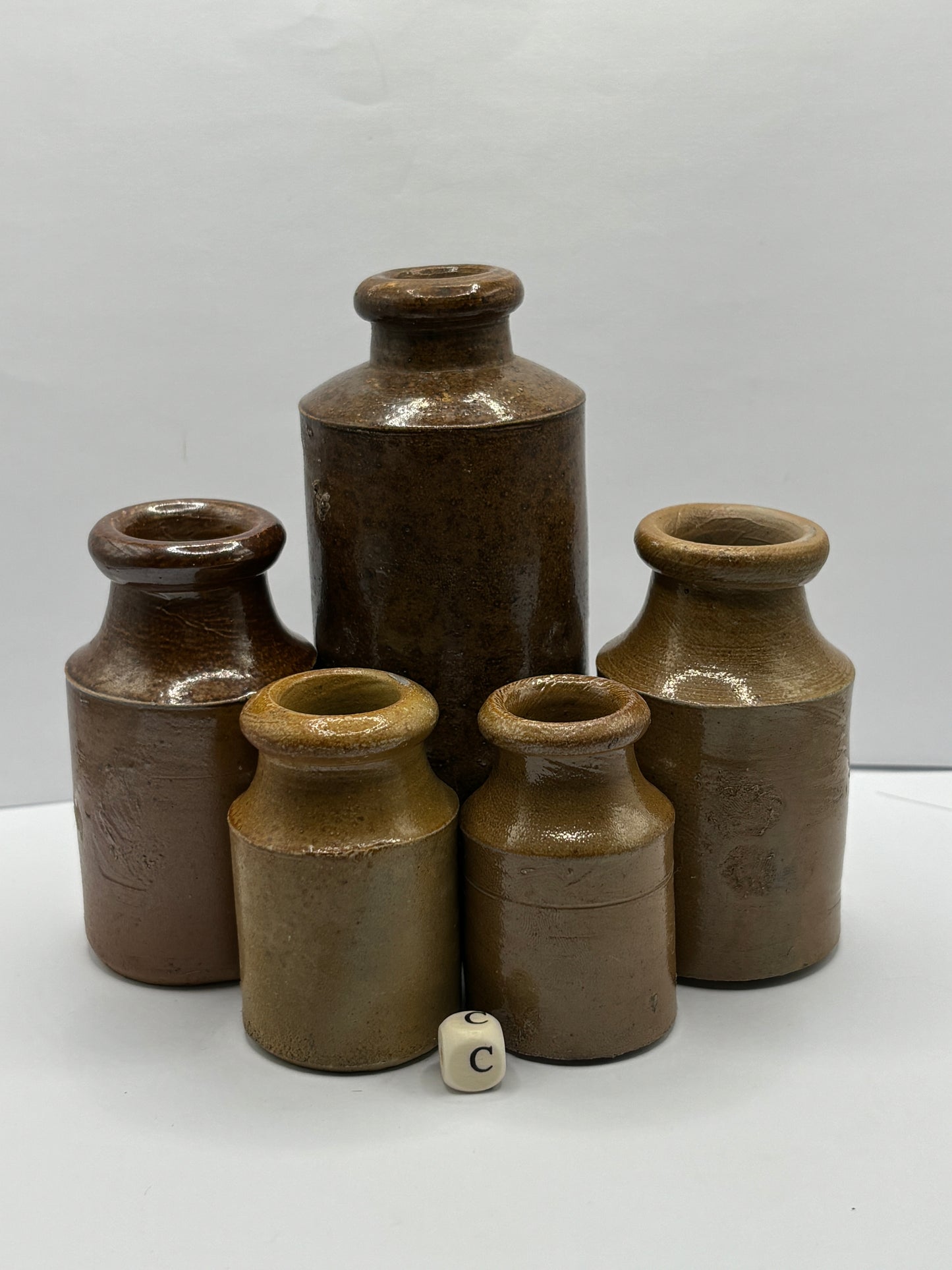 5 old brown stoneware pots (C)