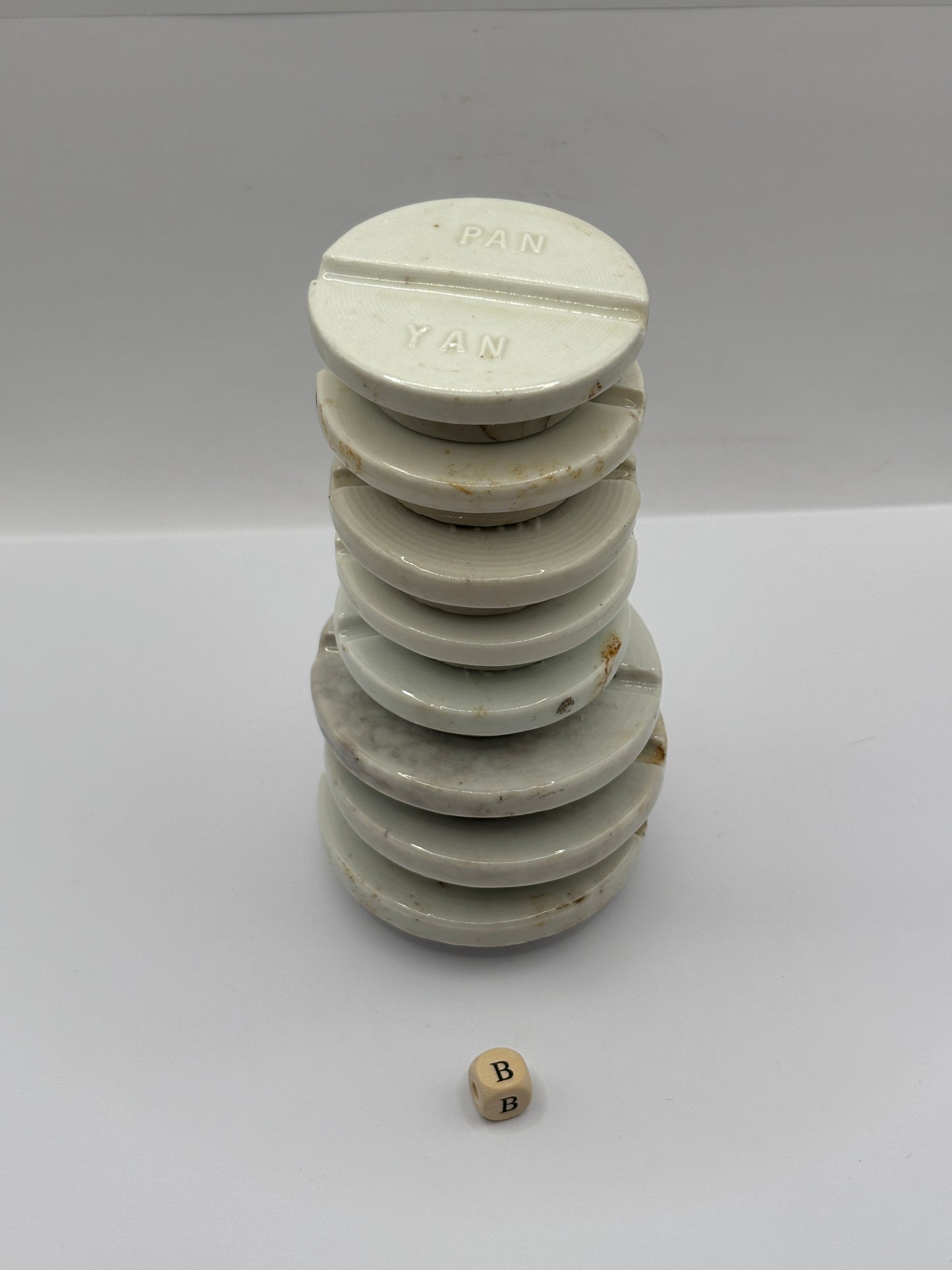 8 stoneware lids, stacking lids