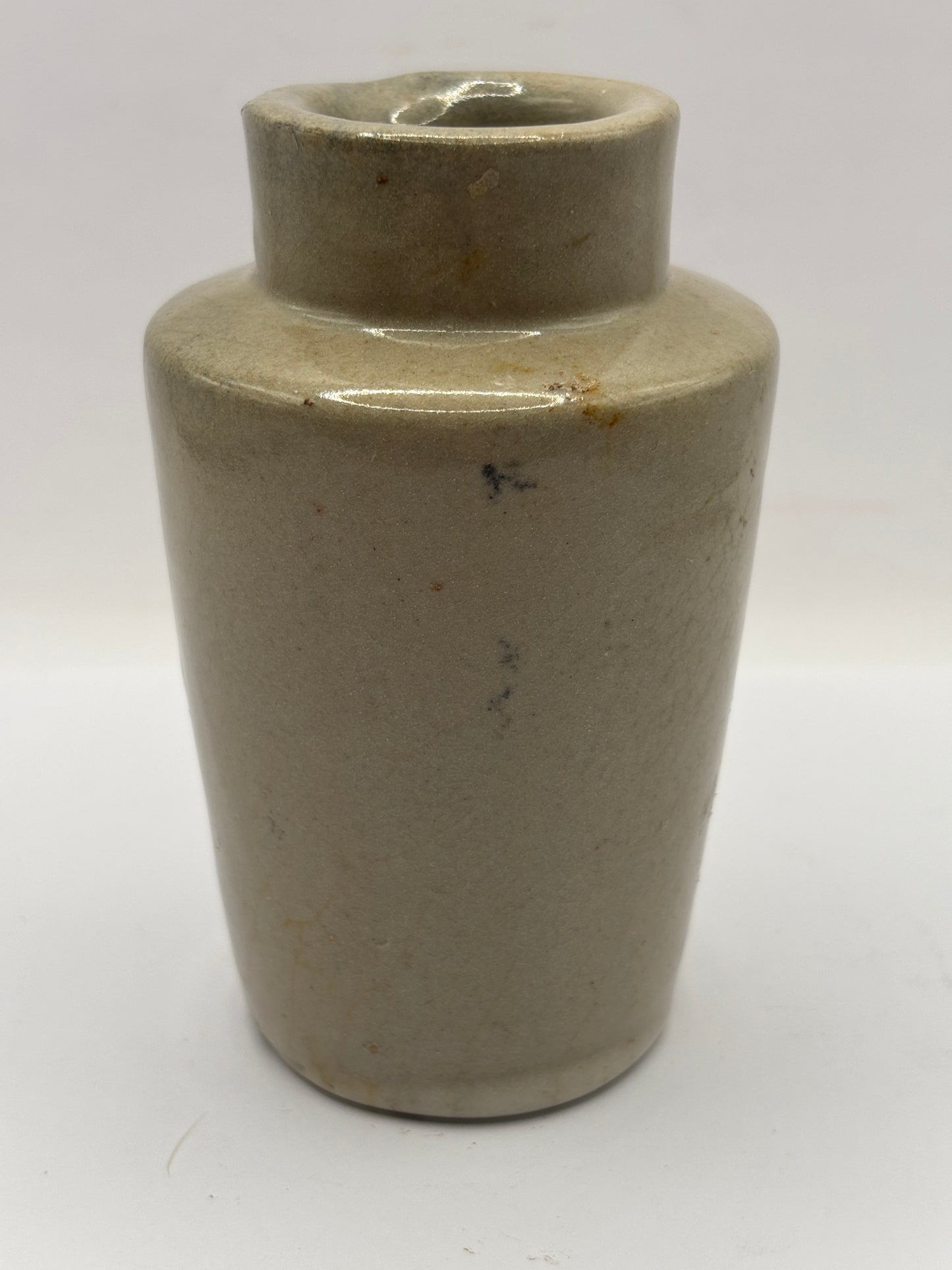 Old Leeds advertising cream pot, Provinicial dairies Leeds 10cms