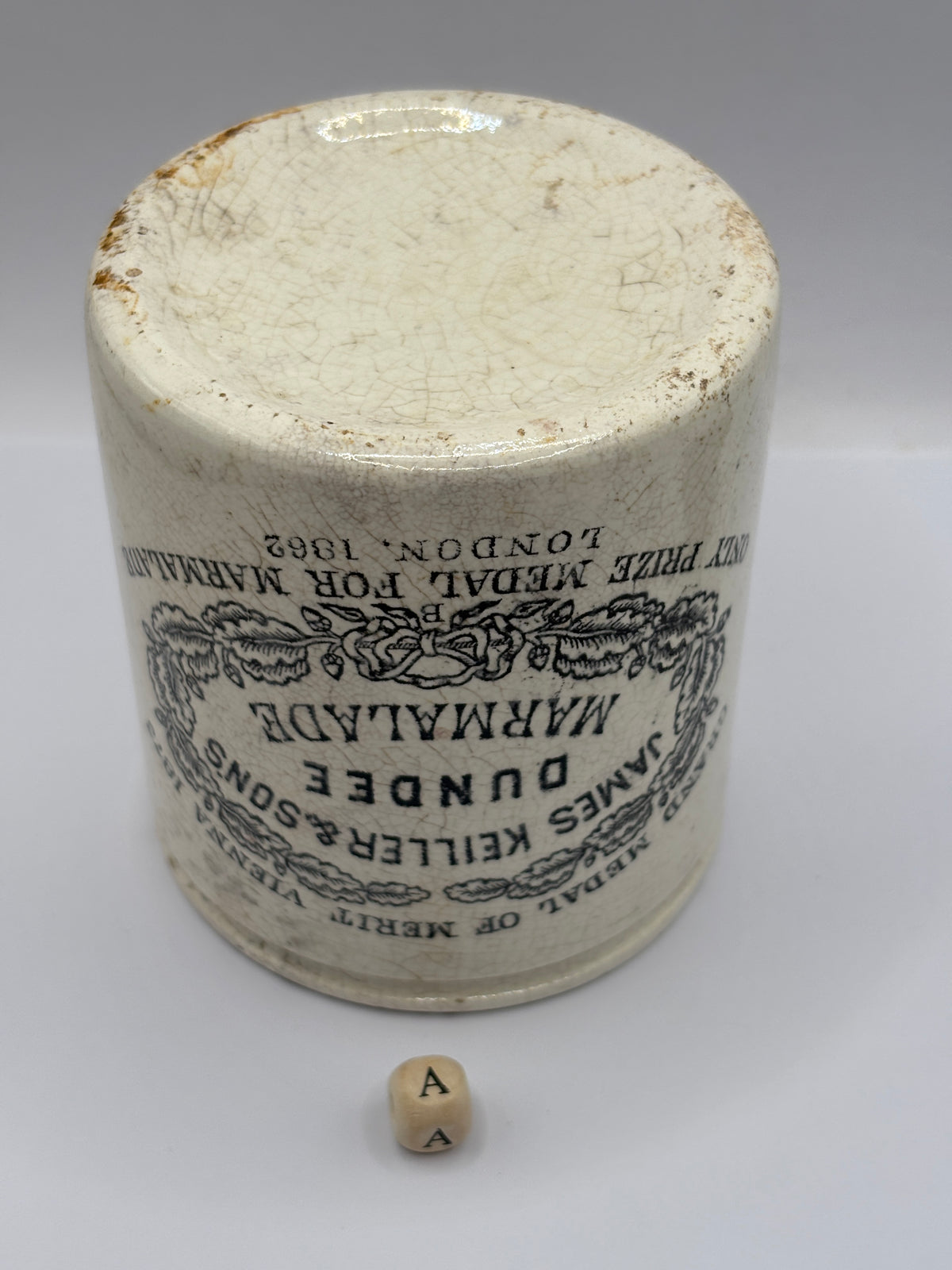 Old 1lb stoneware marmalade pot, James Keiller Dundee marmalade (a)