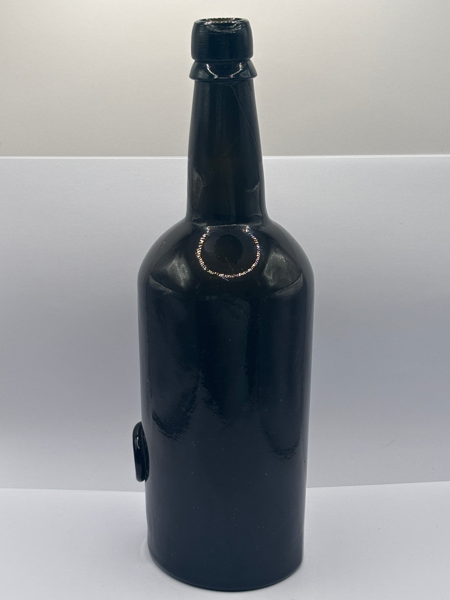 Old sealed wine bottle, Inner temple