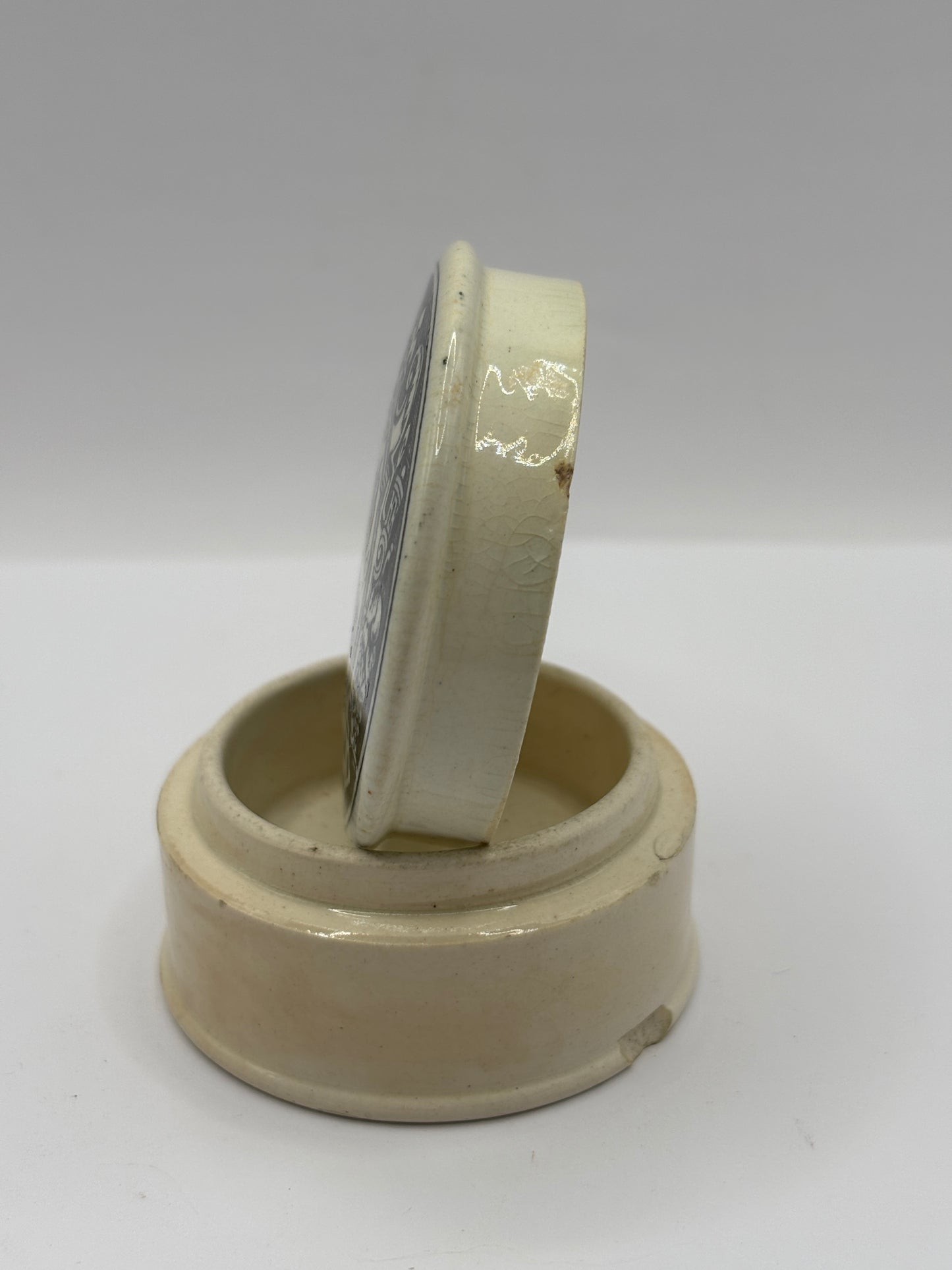 Old advertising lid and base, cold cream