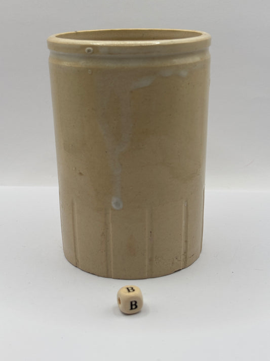 Old 1lb half ribbed stoneware jam pot (B)