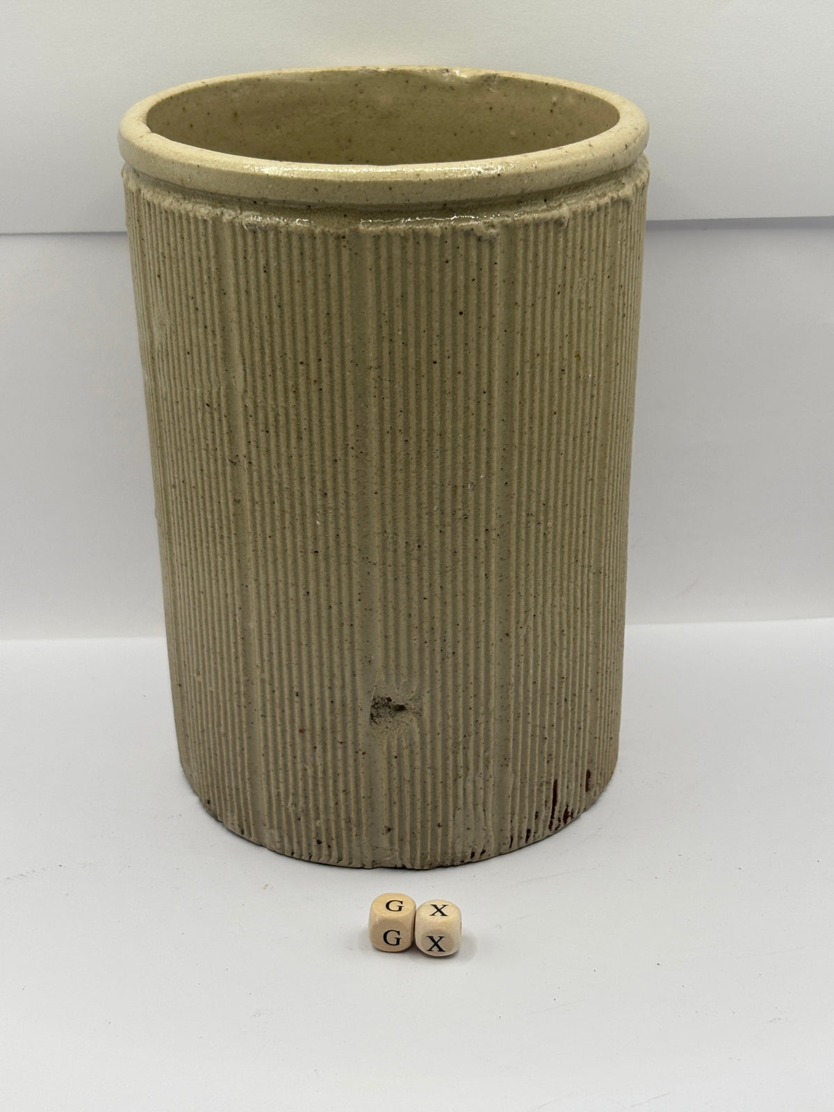 Old large 3lb ribbed stoneware jam pot (GX)