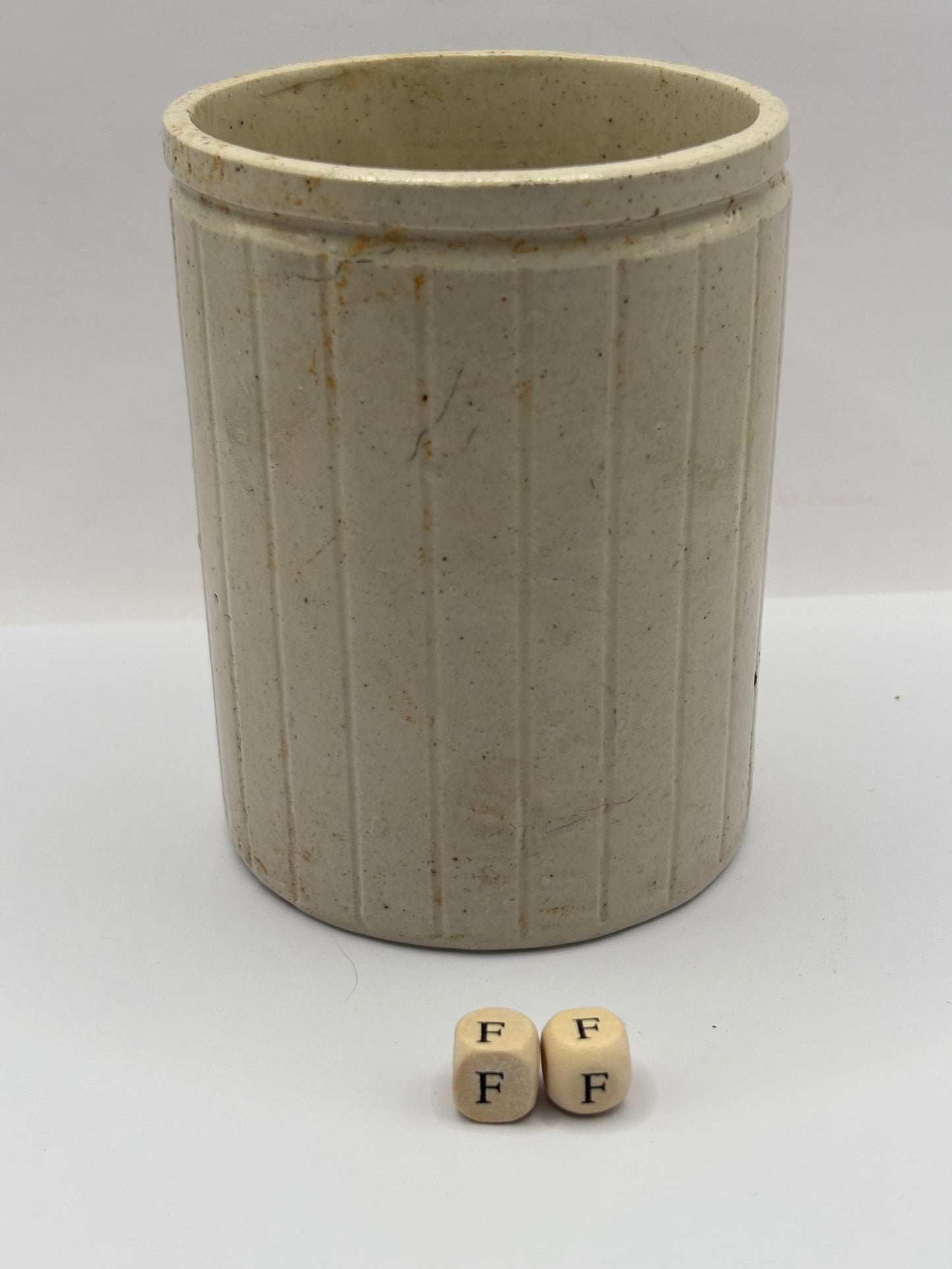 Old 1lb ribbed stoneware jam pot (ff) Hartleys