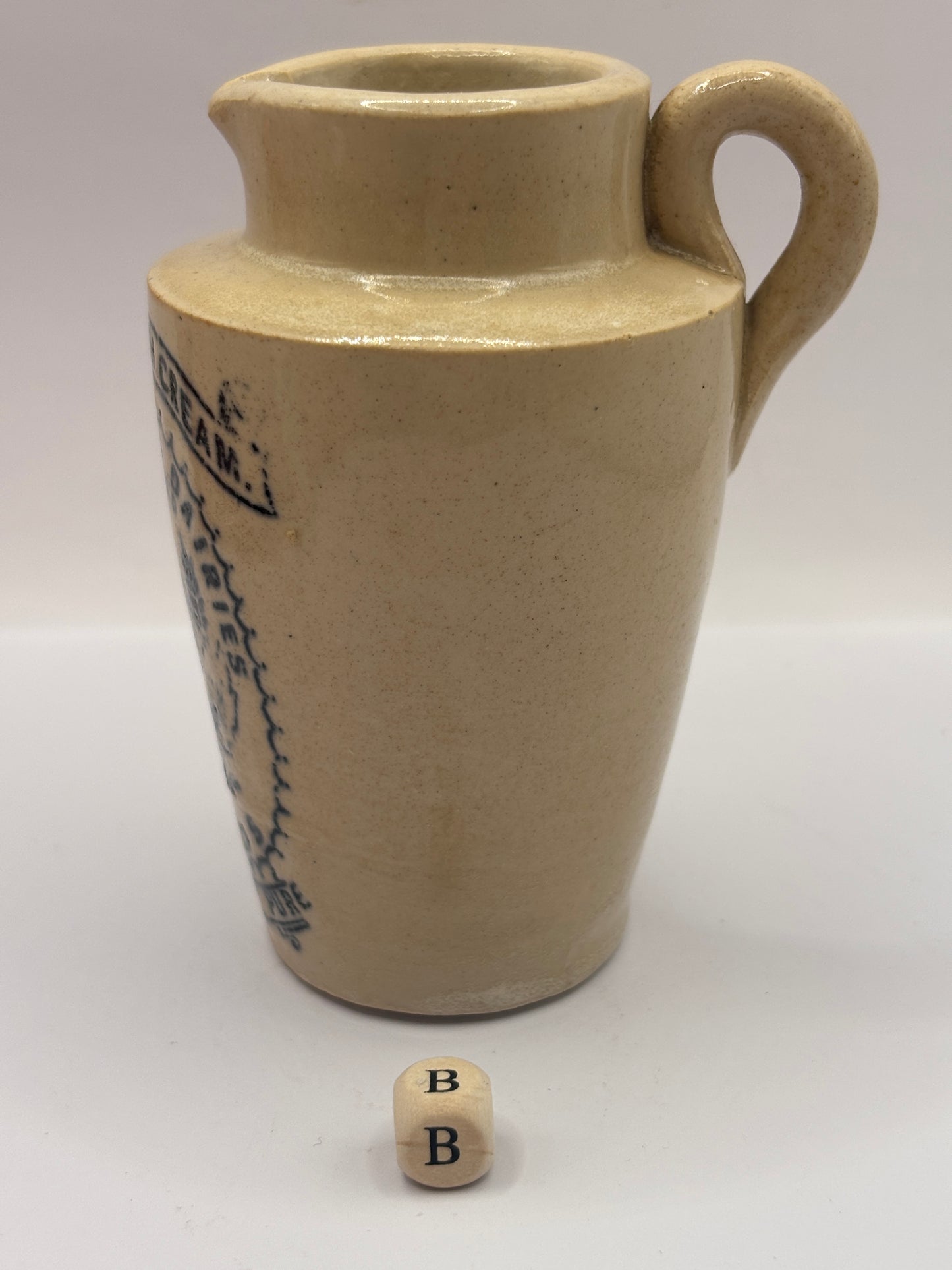 Old advertising cream pot, Leeds Provincial Dairies 10cms. Handled