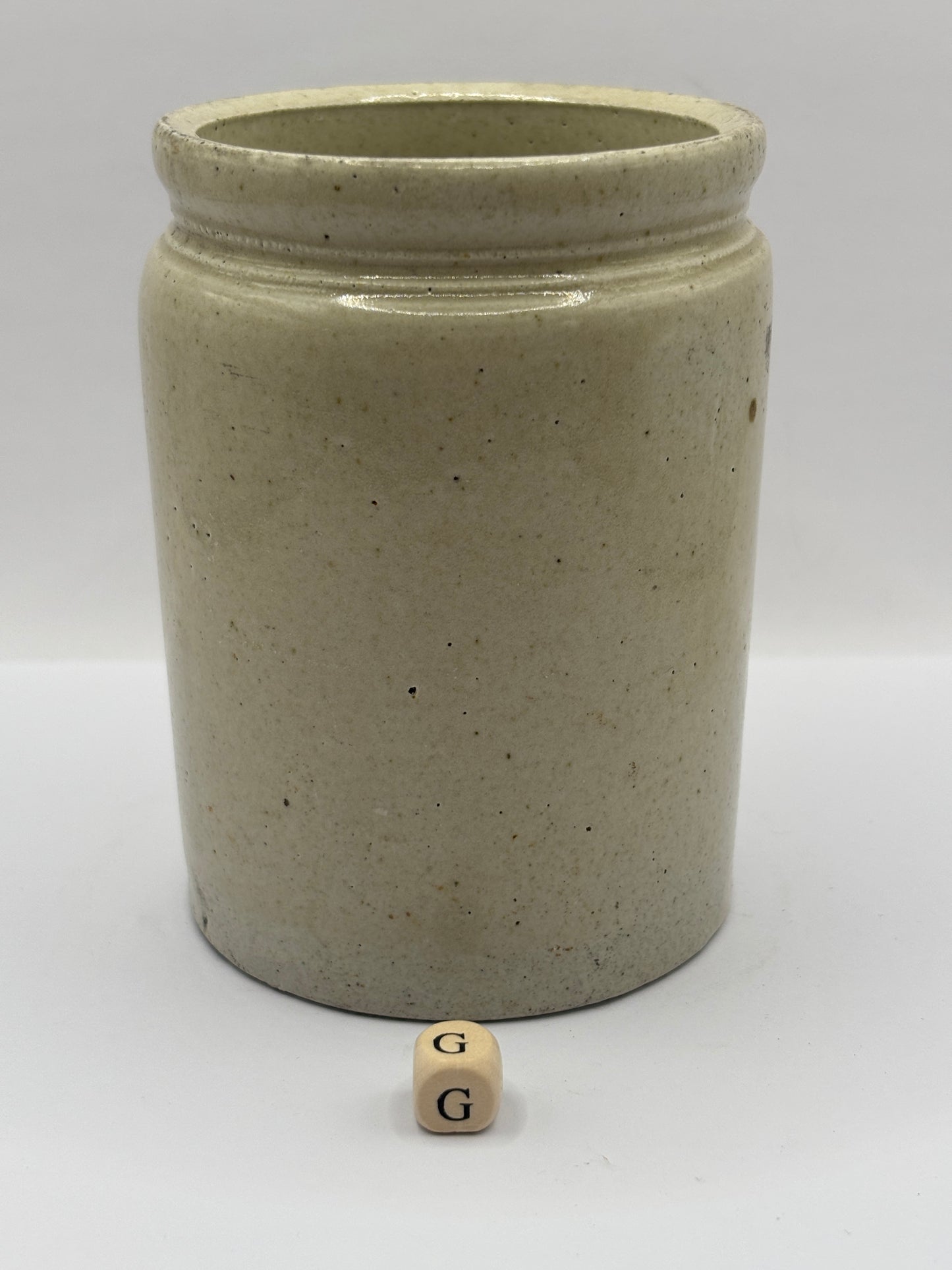 Old 1lb rolled top stoneware jam pot (G)