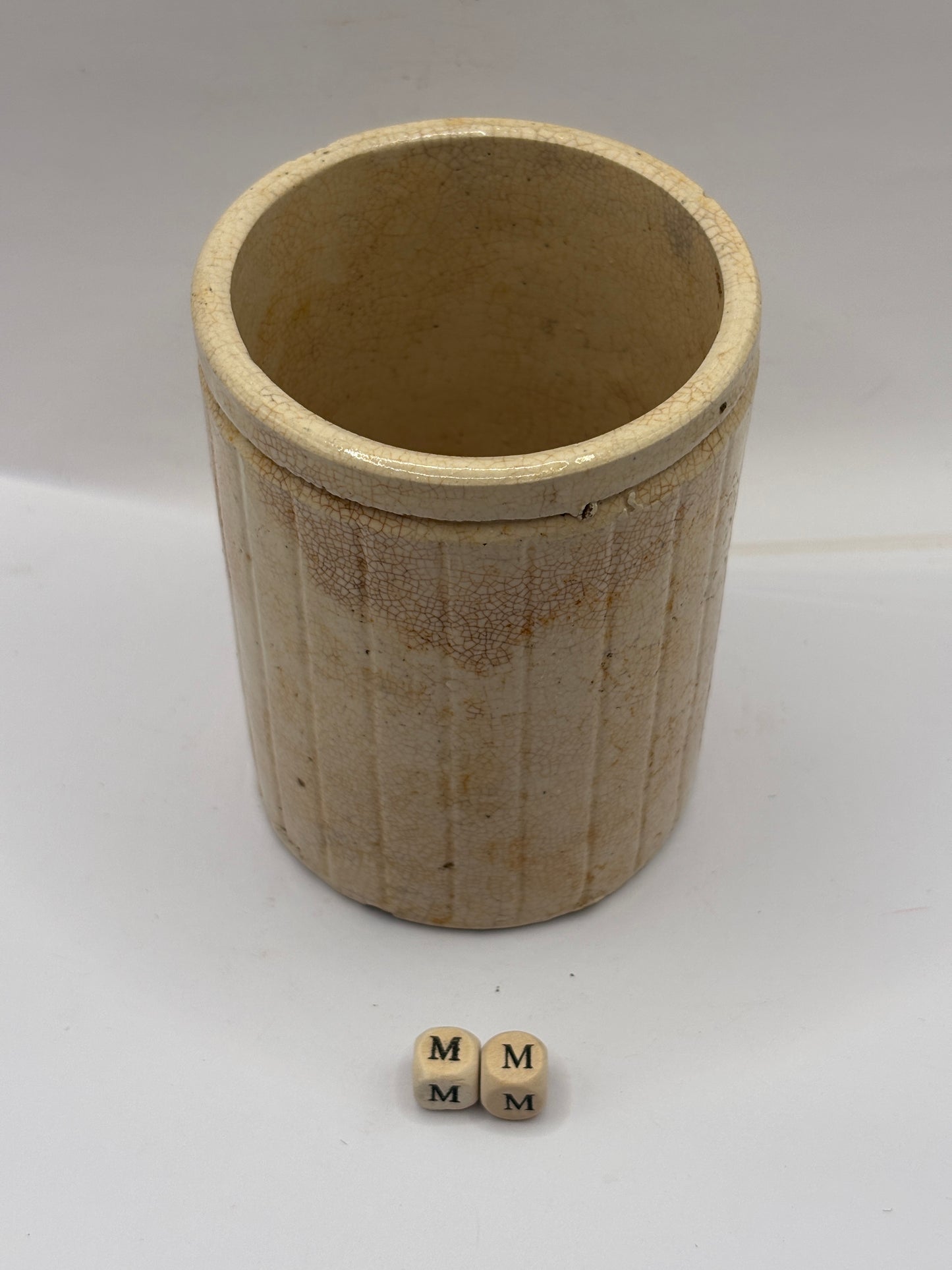 Old 1lb ribbed stoneware jam pot (mm)