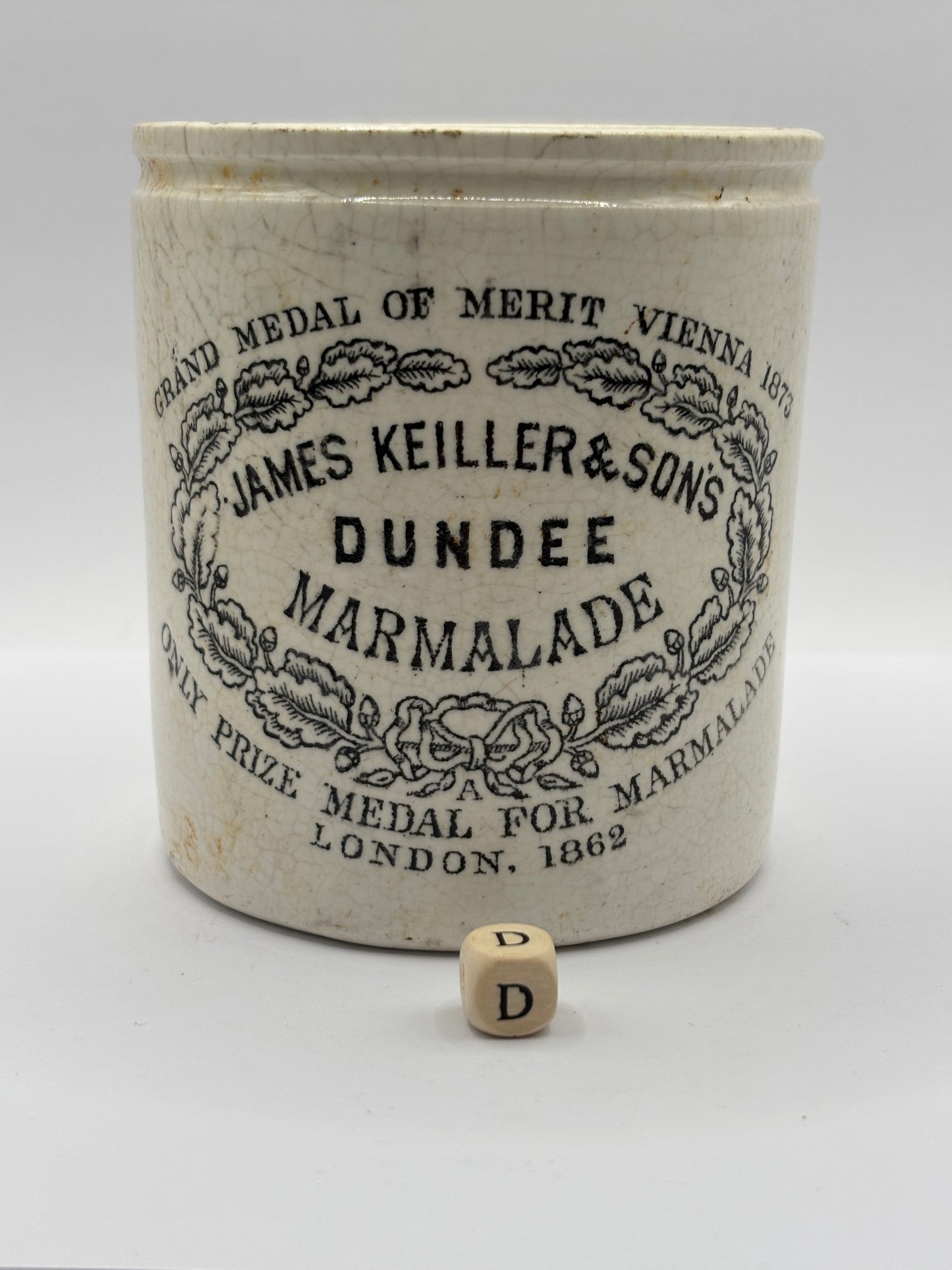Old 1lb James Keiller Dundee marmalade jar. Damaged (D)