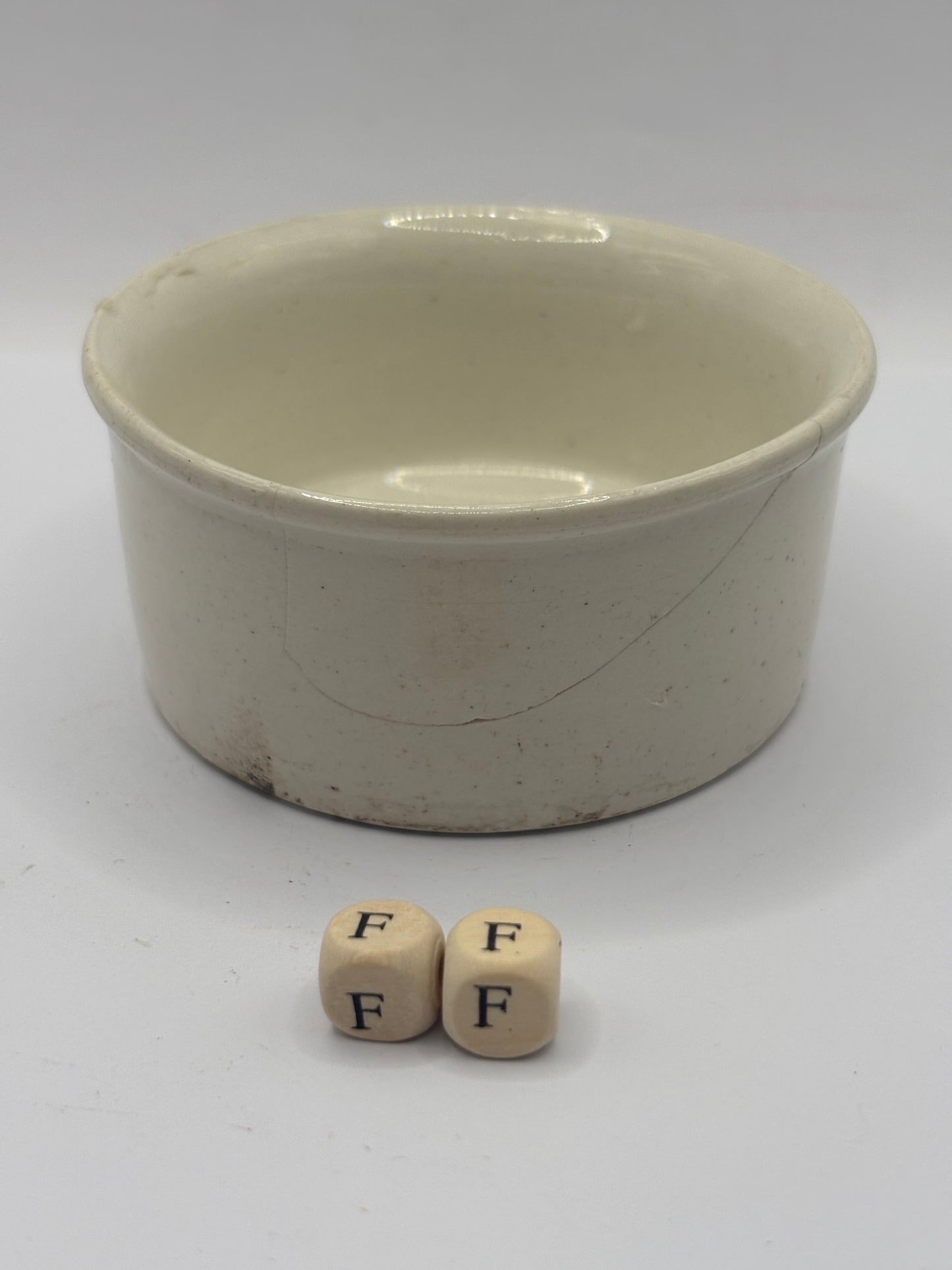Old Plumtree advertising meat paste pot (FF) damaged