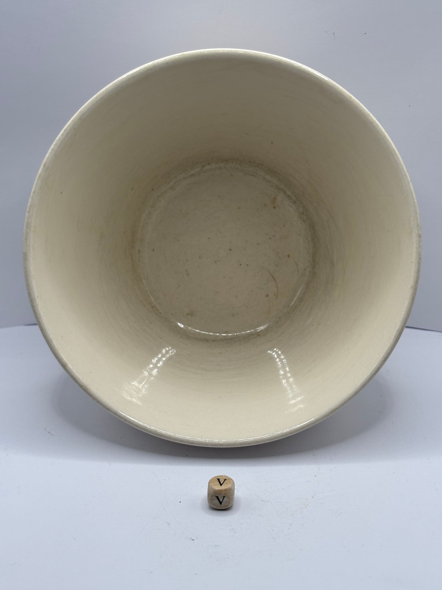 Vintage pudding bowl (v)