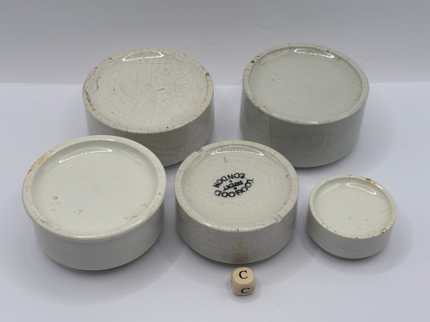 5 pot lid bases/risers/stackers (C)