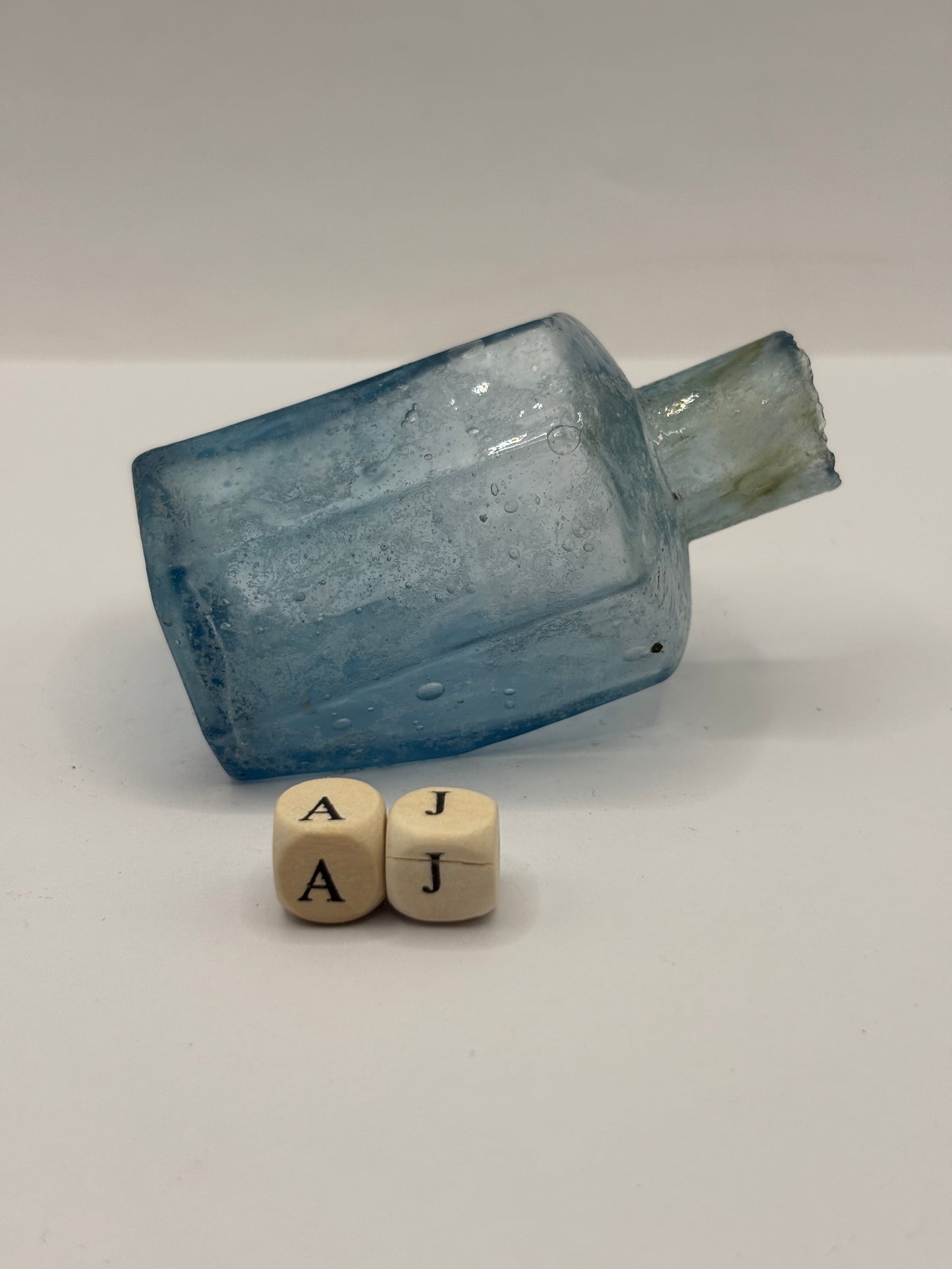Old crusty blue glass inkwell, tipper ink, ink bottle, penny ink (AJ)