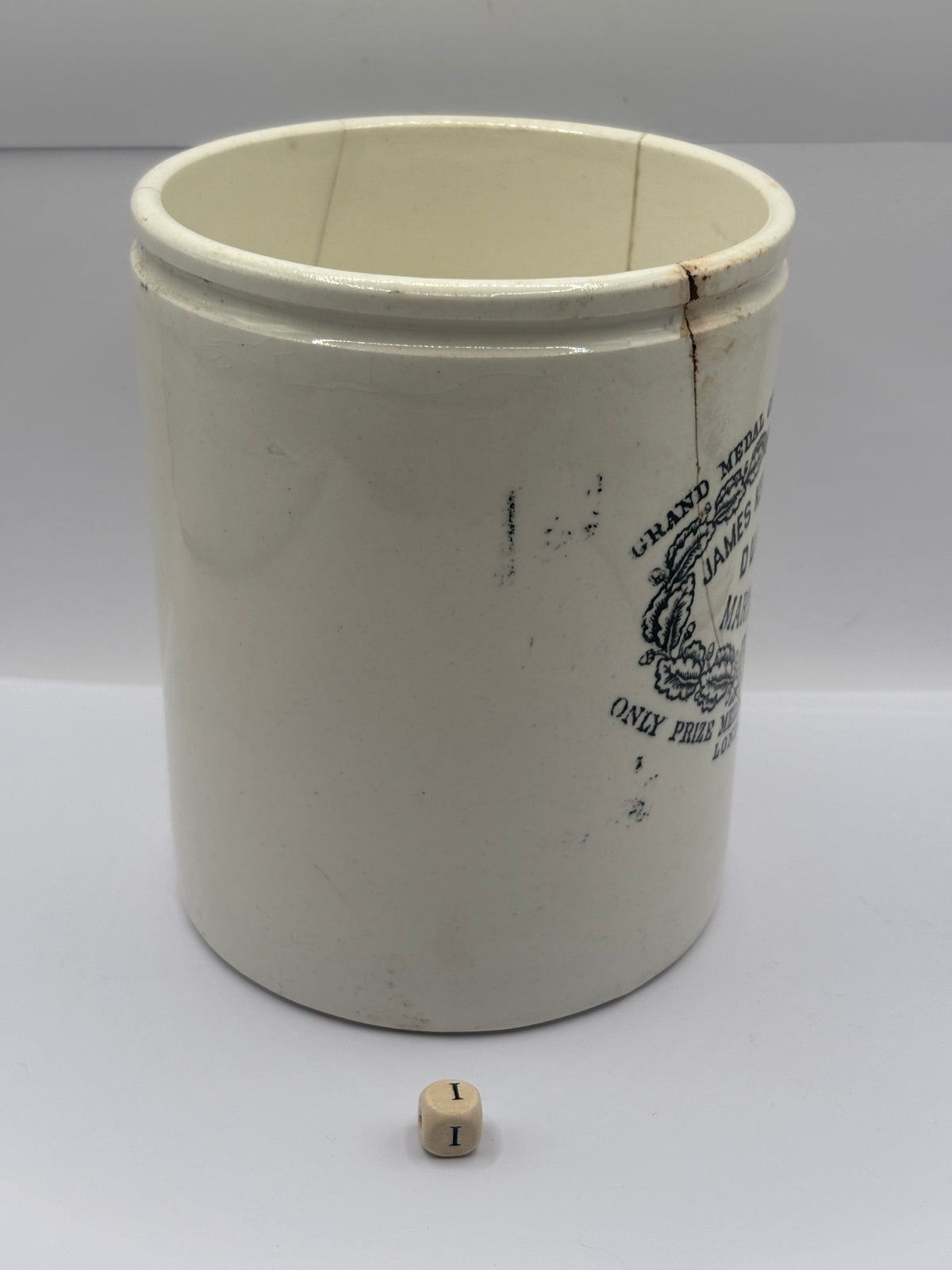 Old large 3lb stoneware marmalade pot, James Keiller Dundee marmalade (i) damaged