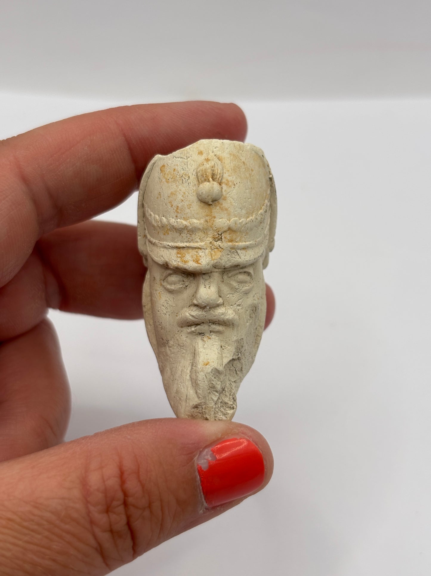 Old figural clay pipe head, pipe bowl