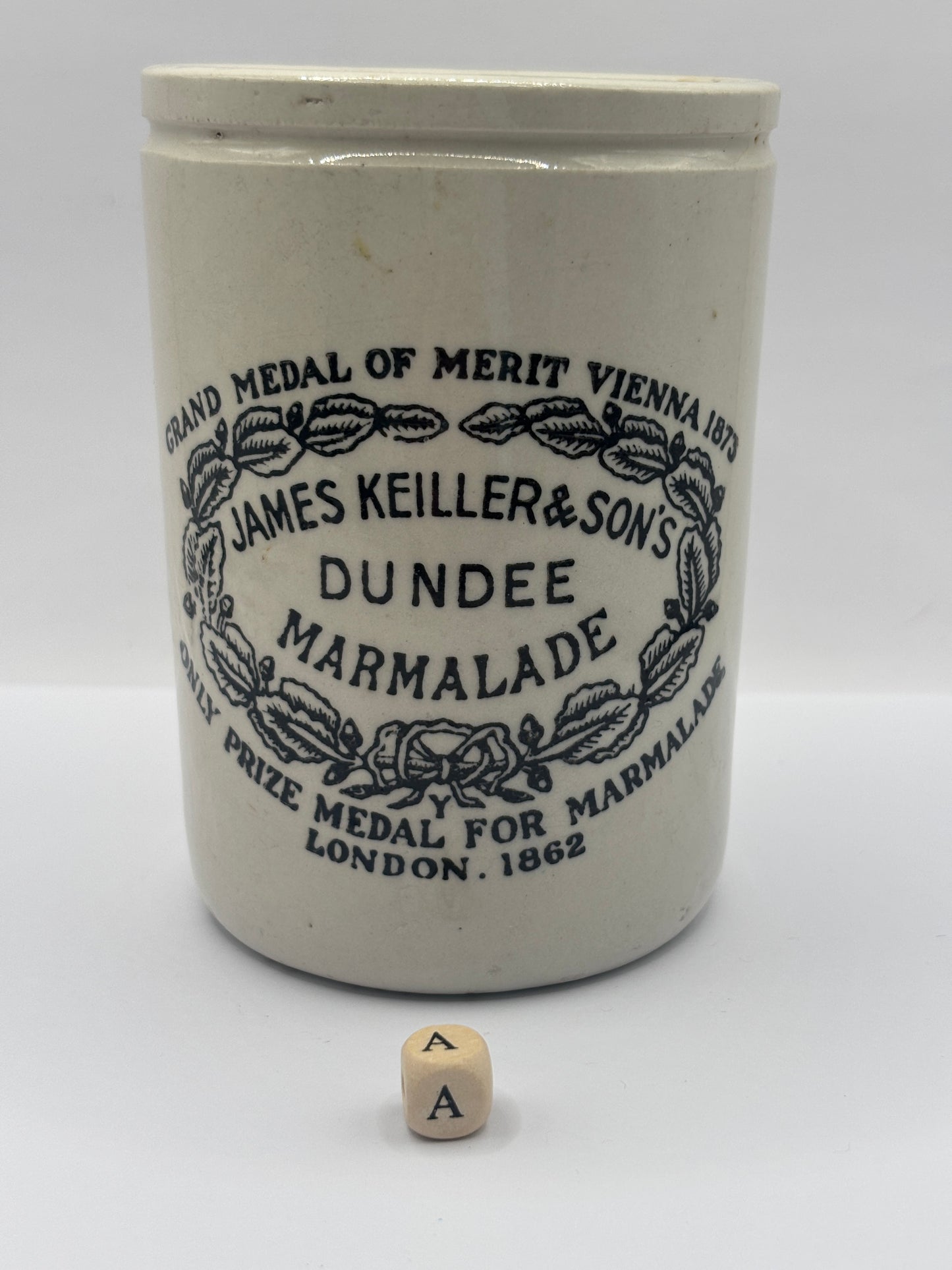 Old 1lb James Keiller Dundee marmalade Jar (a)