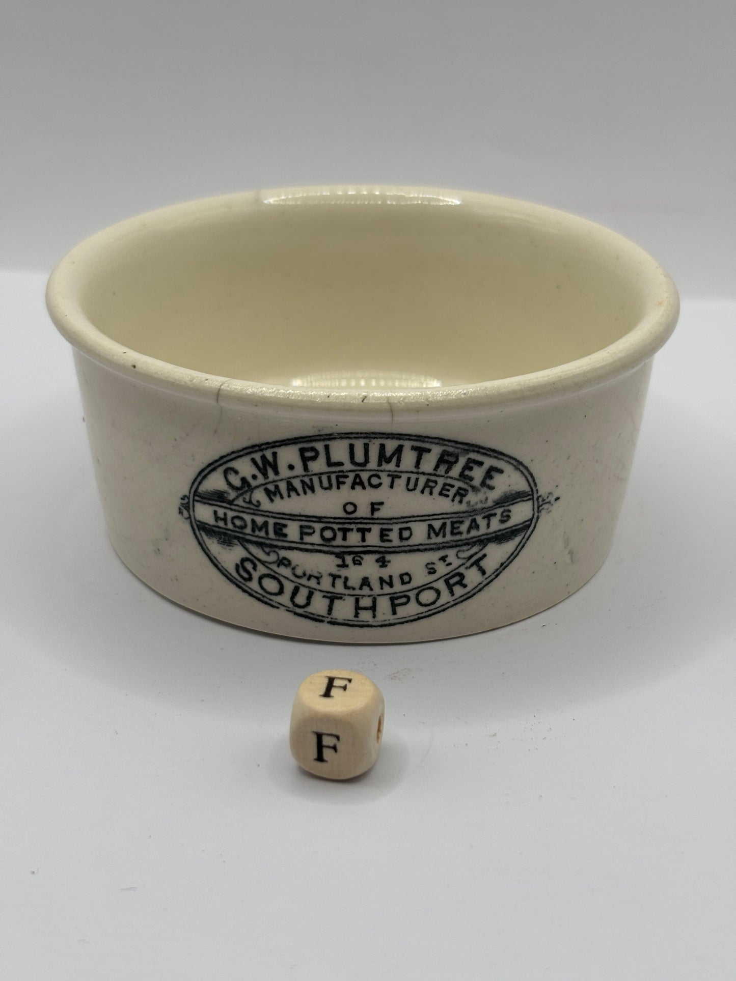Old Plumtree advertising meat paste pot (F)