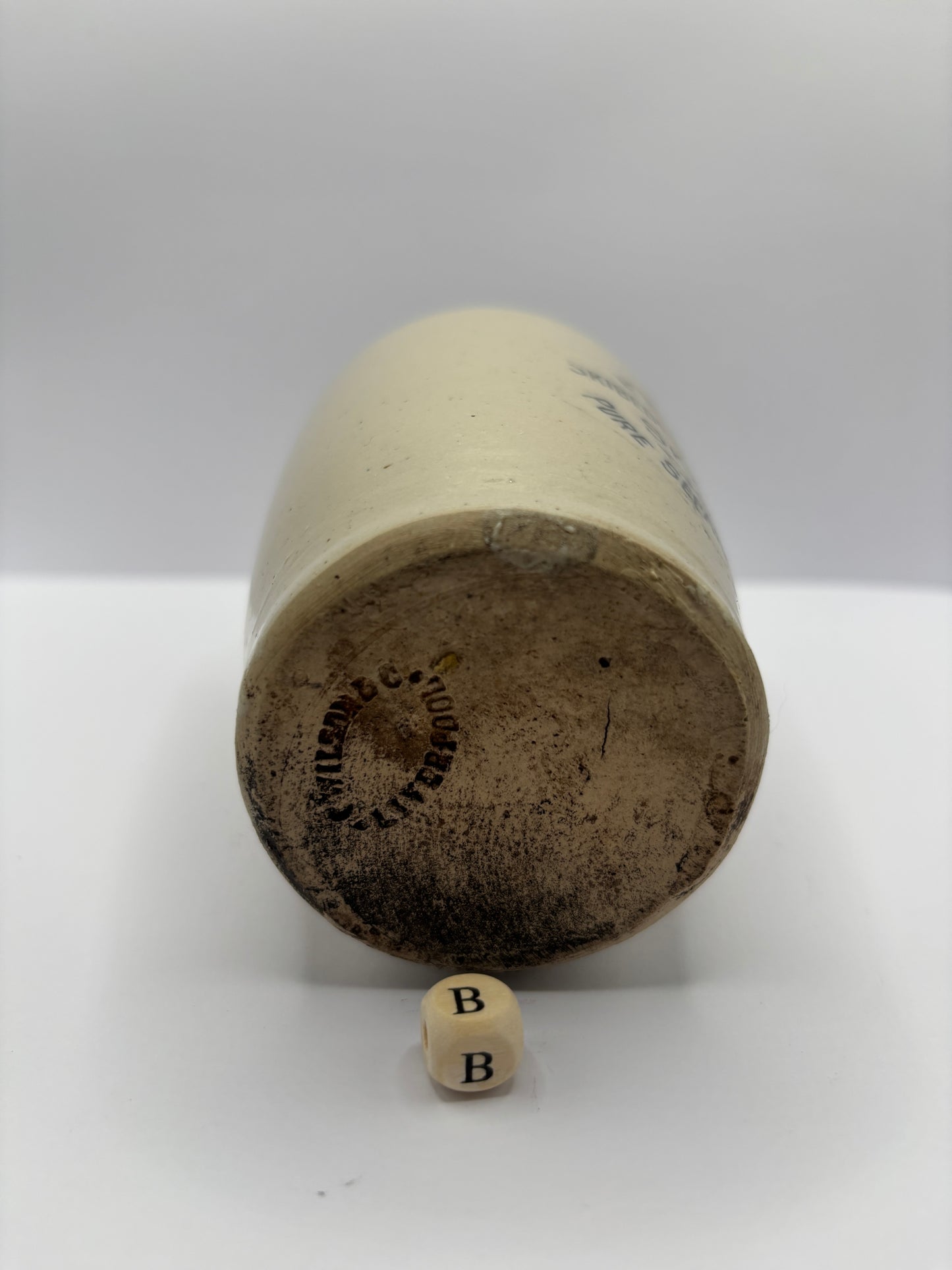 Old Skipton advertising cream pot (B) Skibeden farm dairy