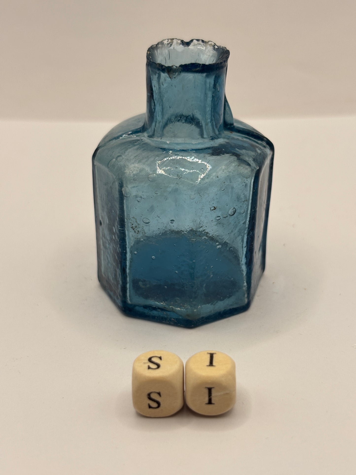Old blue glass ink bottle, inkwell, penny ink (si)