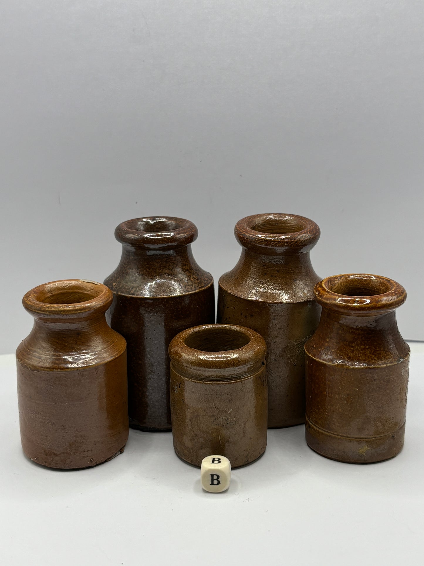 5 old brown stoneware pots (B)