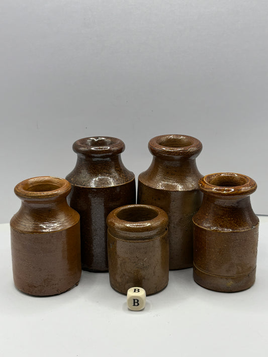 5 old brown stoneware pots (B)