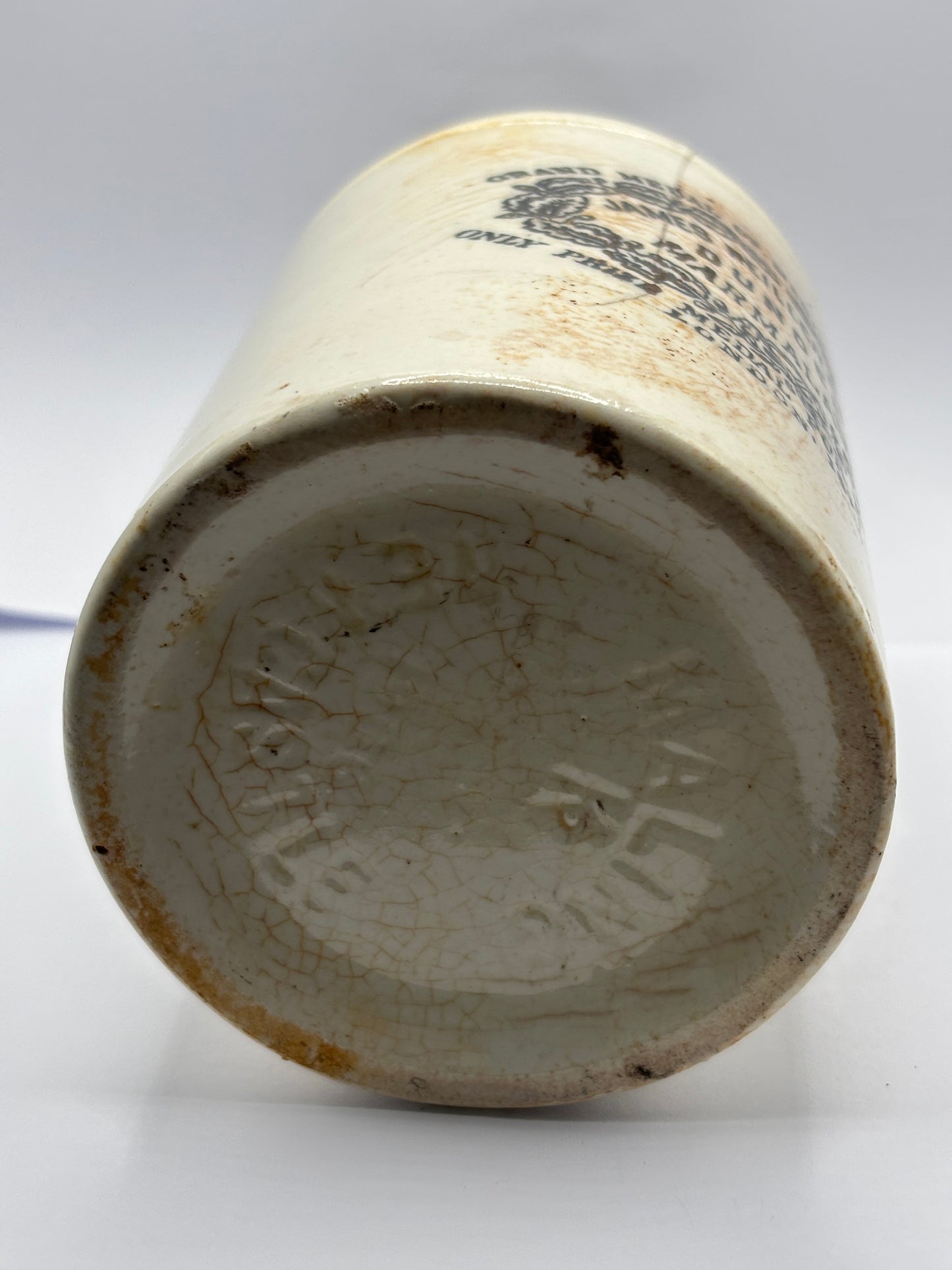 Old 2lb James Keiller Dundee marmalade jar. Damaged