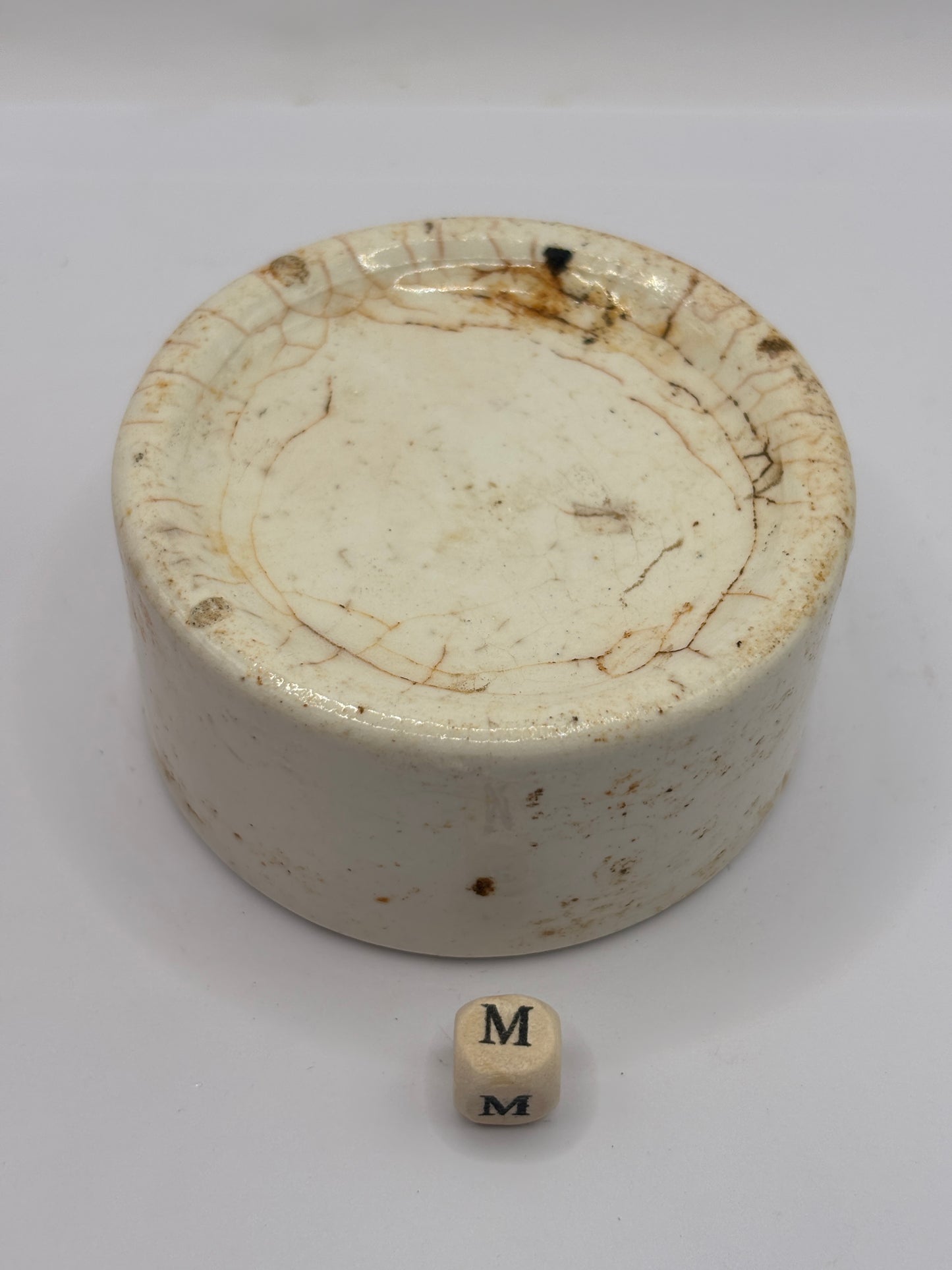 Old plain stoneware chunky meat paste pot (m)