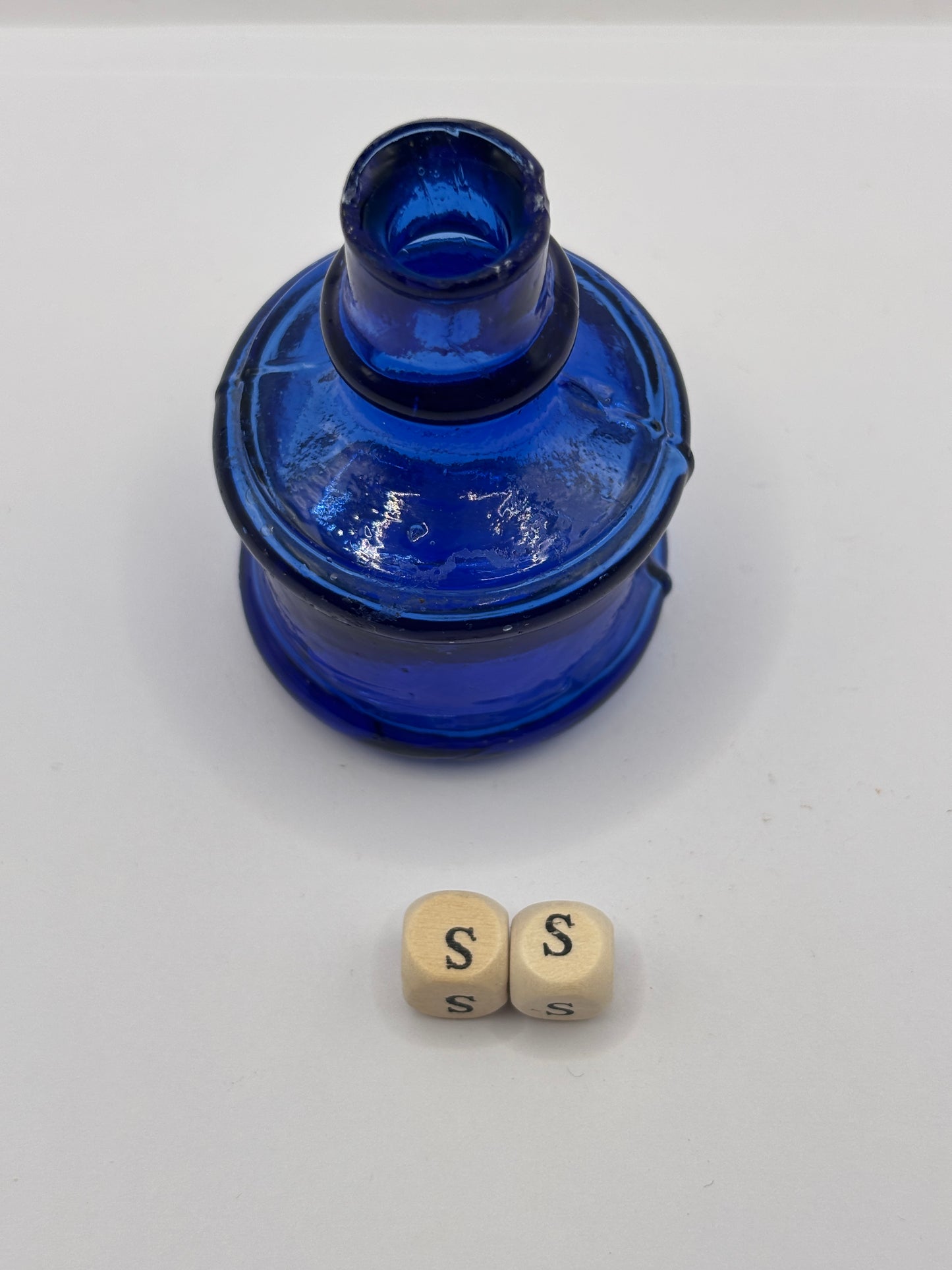Old cobalt blue glass ink bottle, inkwell, penny ink (ss)