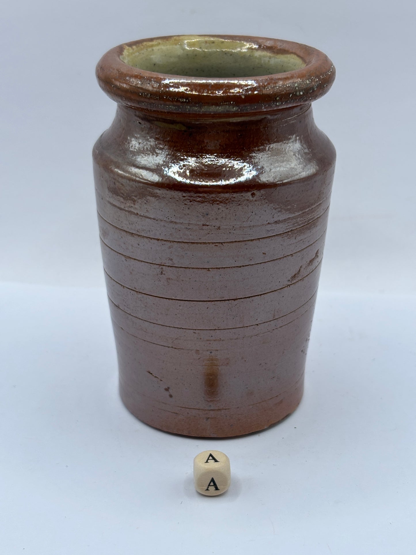 Old small brown stoneware jar (a) 11cms