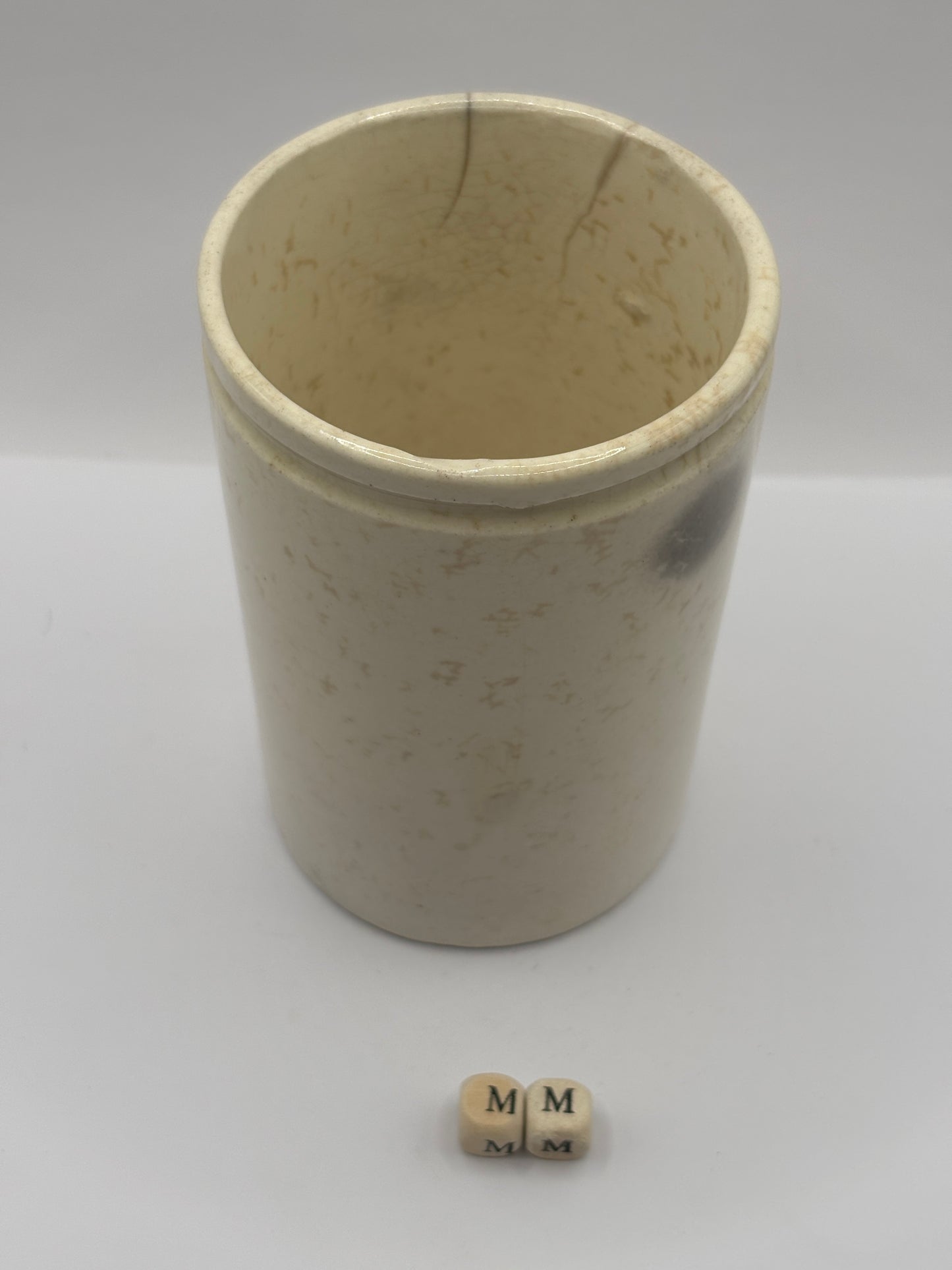 Old 1lb ribbed stoneware jam pot (mm)