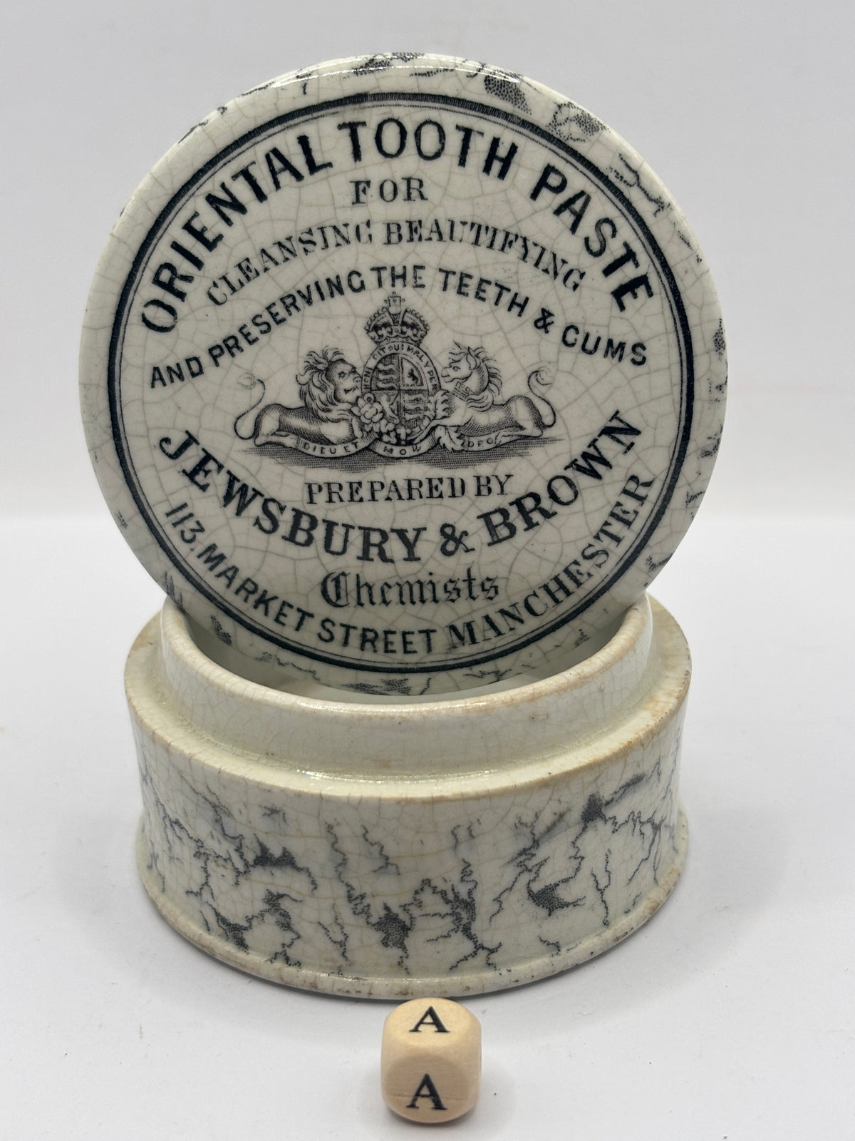 Old advertising lid and base, Oriental tooth paste Jewsbury & Brown (a)