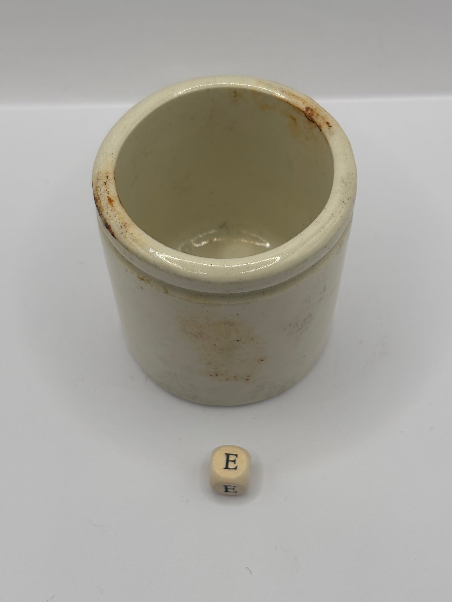 Old small chunky stoneware pot (E)