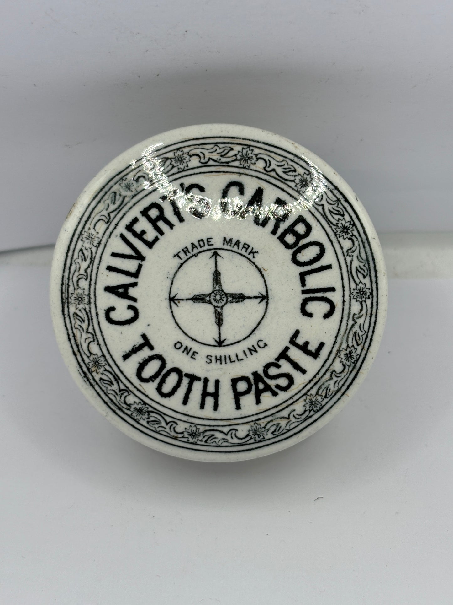 Old calverts advertising lid & base