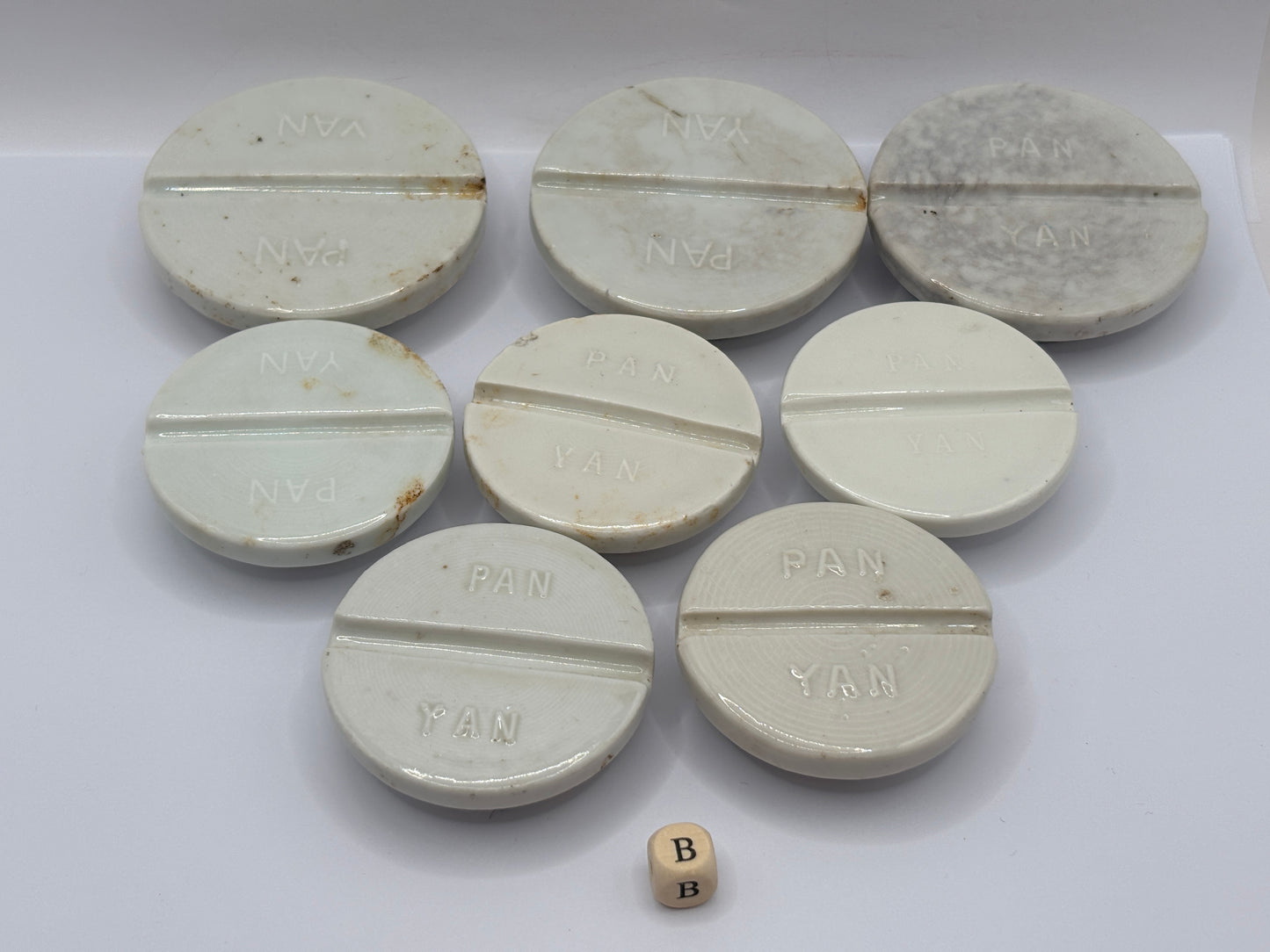8 stoneware lids, stacking lids