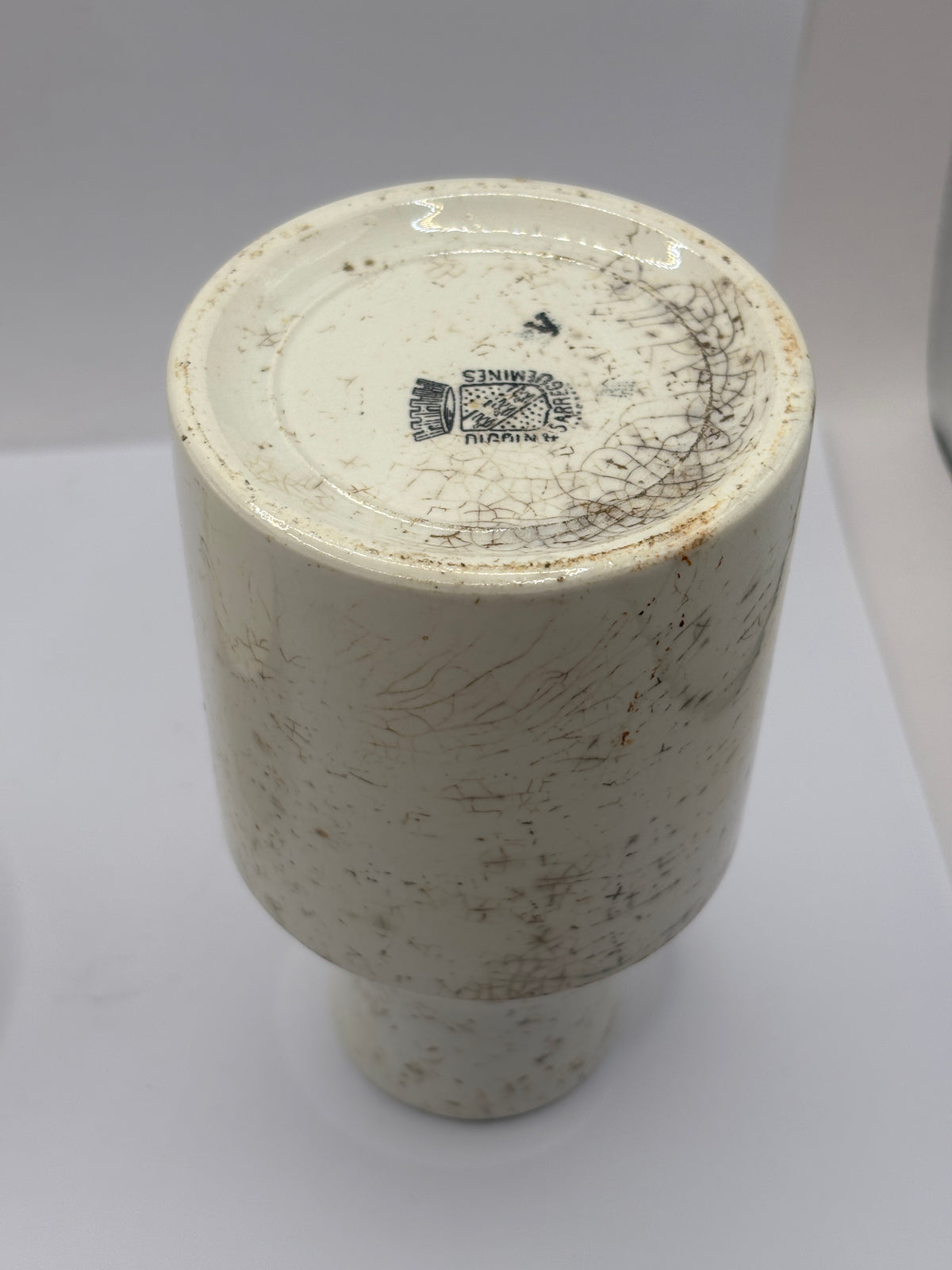 Old stoneware french mustard jar, moutarde de maille