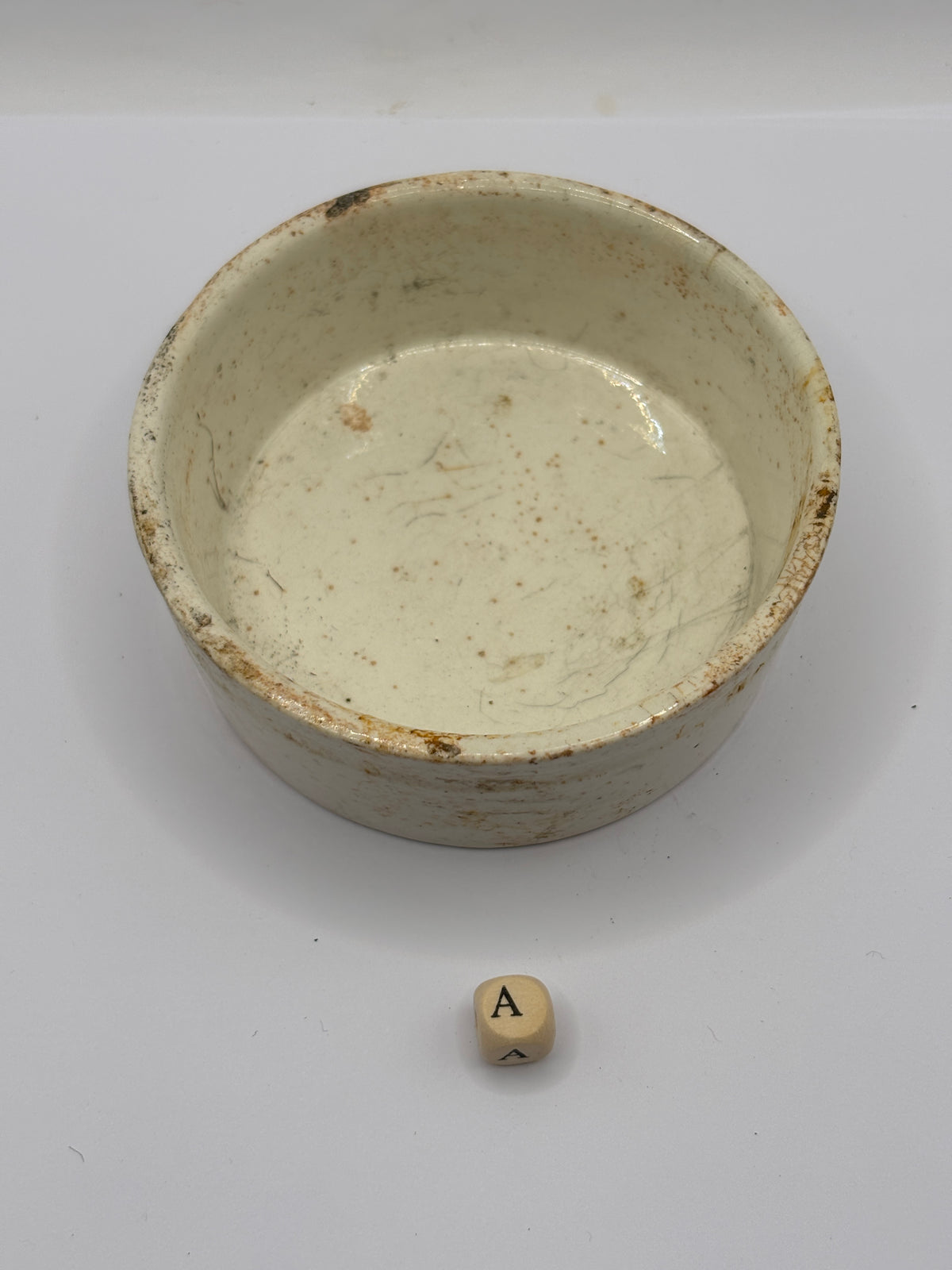 Old plain stoneware meat paste pot (a)