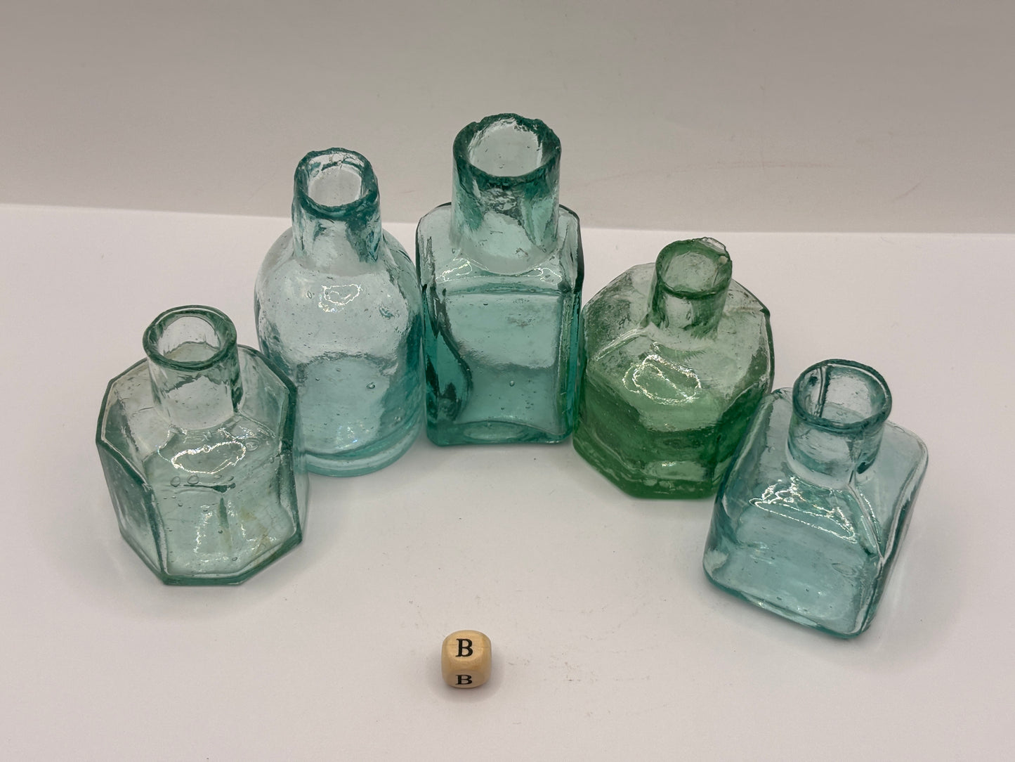 5 old aqua glass inks, inkwells, ink bottles, penny ink (B)