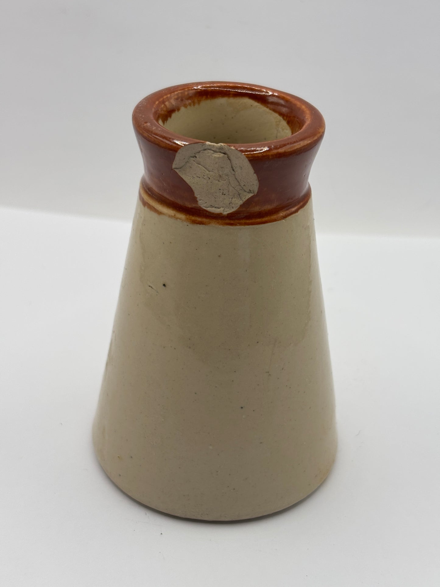 Old advertising cream pot, Rose & Co, Leeds & Wakefield. Damaged