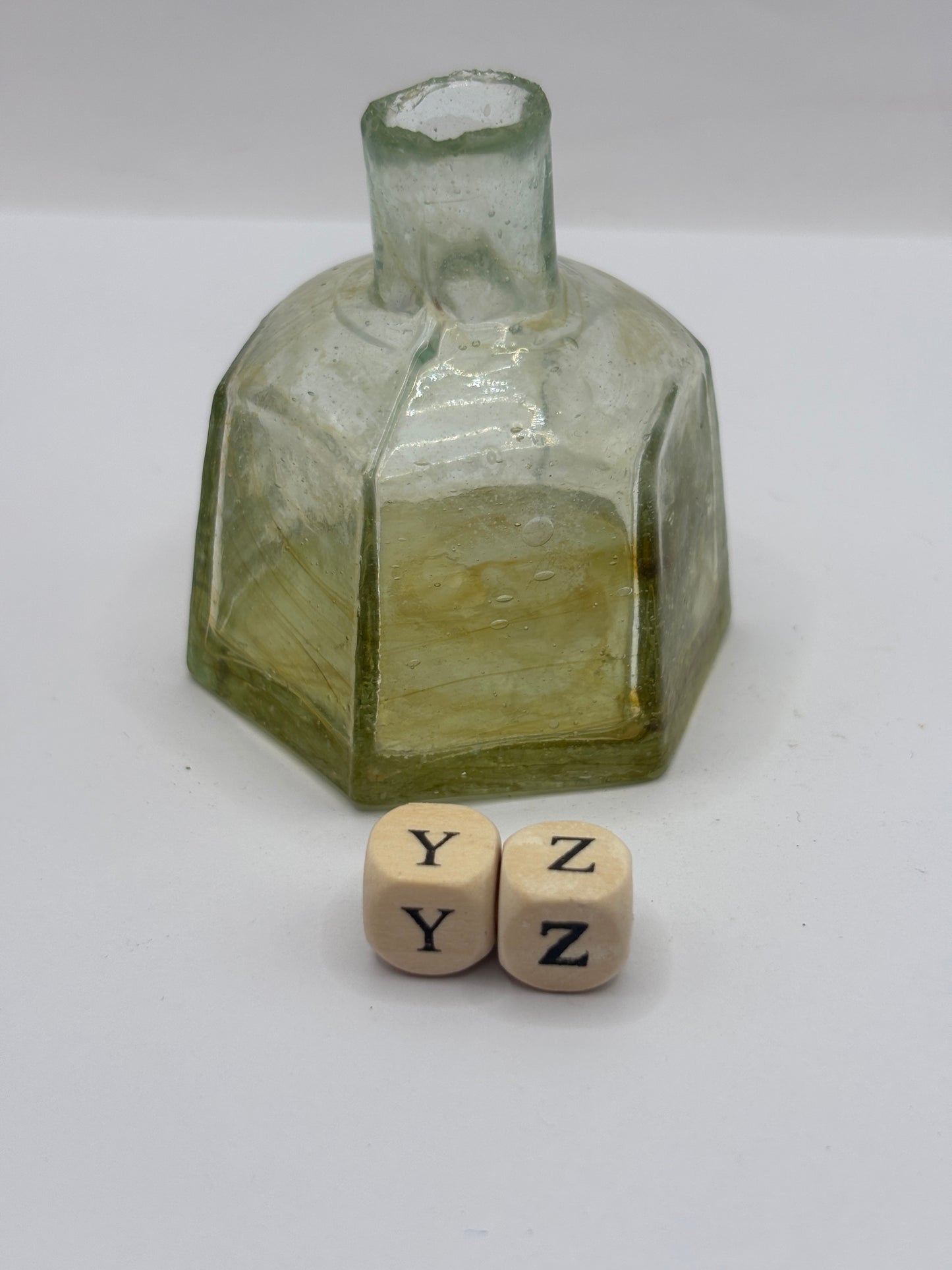 Old super swirly 6 sided ink bottle, inkwell, penny ink (YZ)