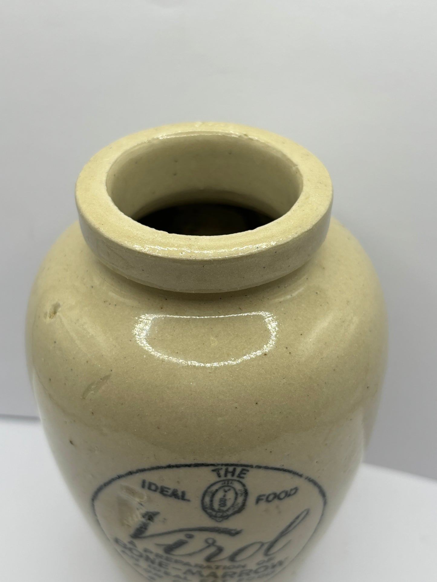 13cms stoneware virol pot (a)